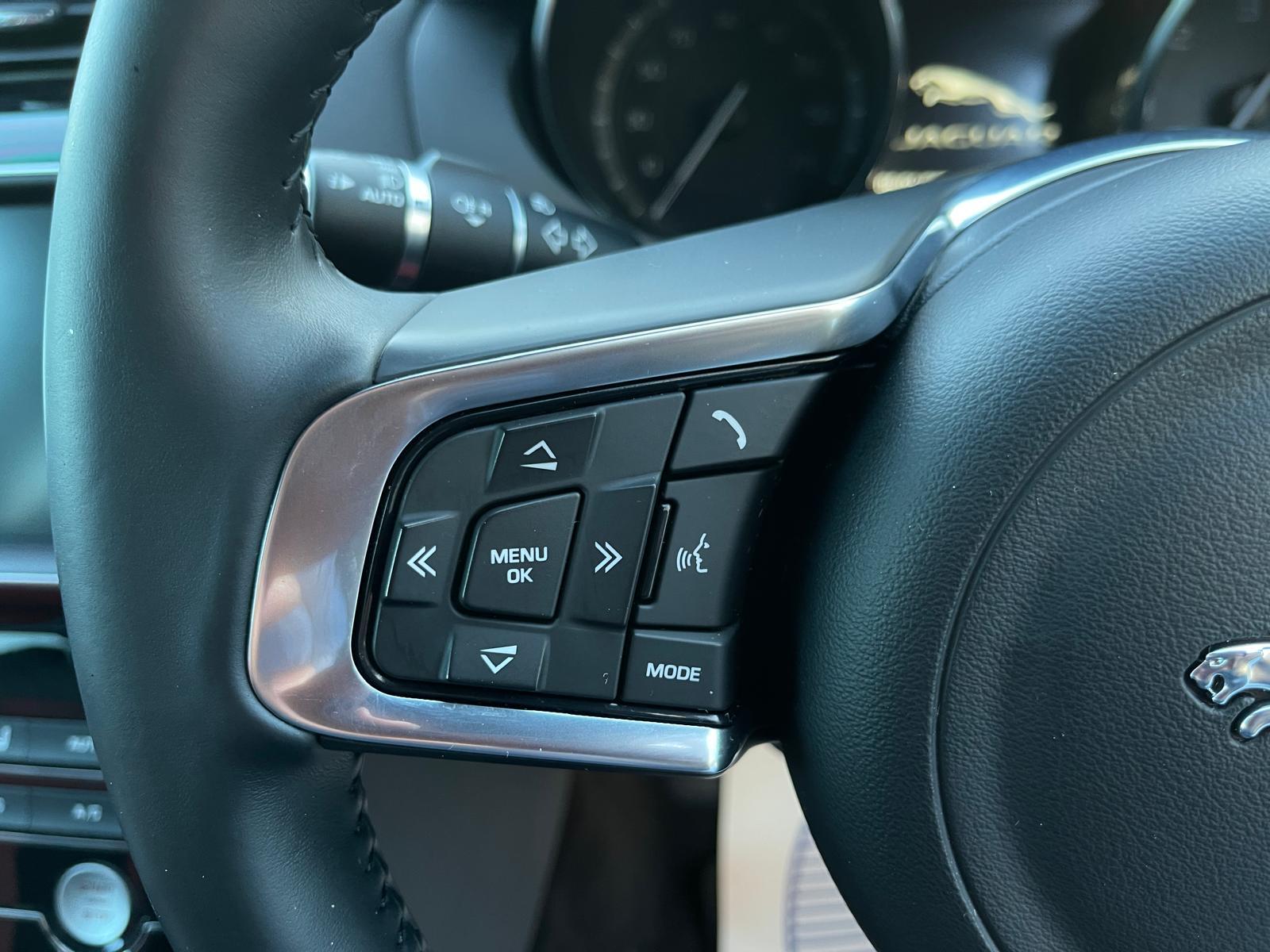 Jaguar XE 2.0d R-Sport Saloon 4dr Diesel Manual Euro 6 (s/s) (180 ps)