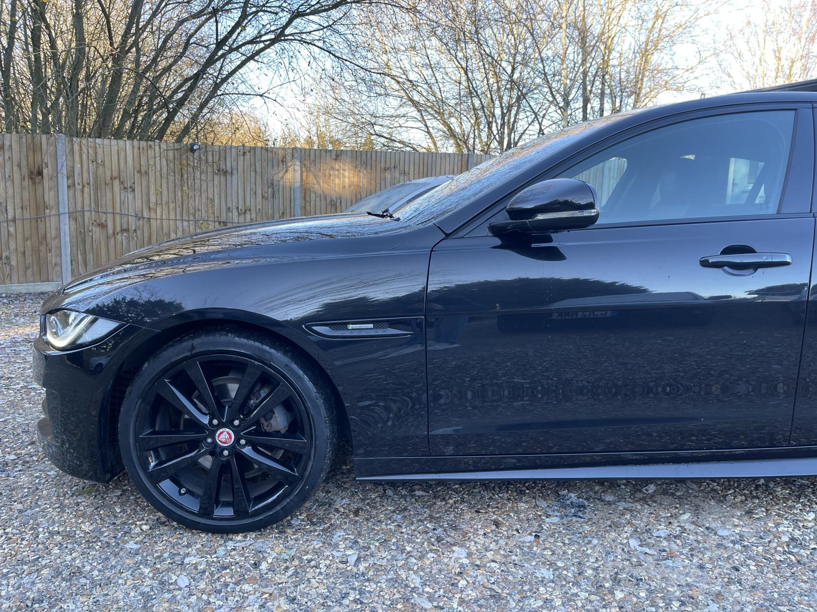 Jaguar XE 2.0d R-Sport Saloon 4dr Diesel Manual Euro 6 (s/s) (180 ps)