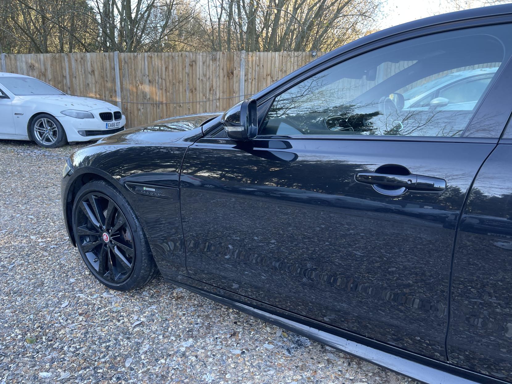 Jaguar XE 2.0d R-Sport Saloon 4dr Diesel Manual Euro 6 (s/s) (180 ps)