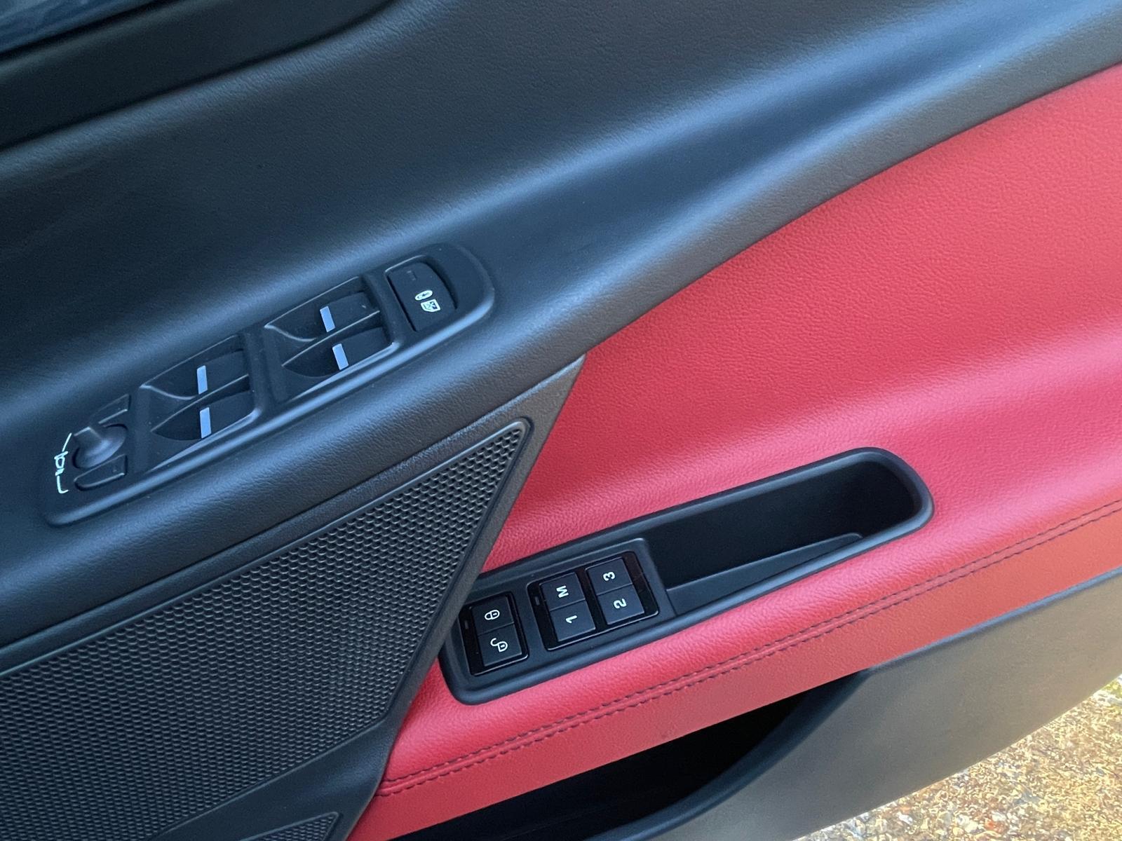 Jaguar XE 2.0d R-Sport Saloon 4dr Diesel Manual Euro 6 (s/s) (180 ps)