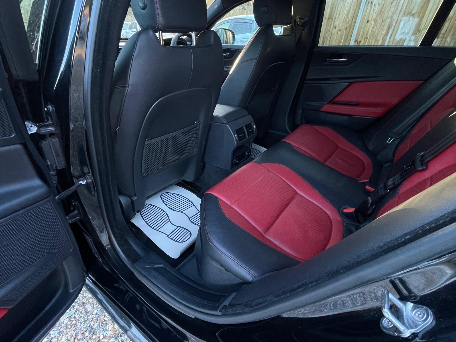 Jaguar XE 2.0d R-Sport Saloon 4dr Diesel Manual Euro 6 (s/s) (180 ps)