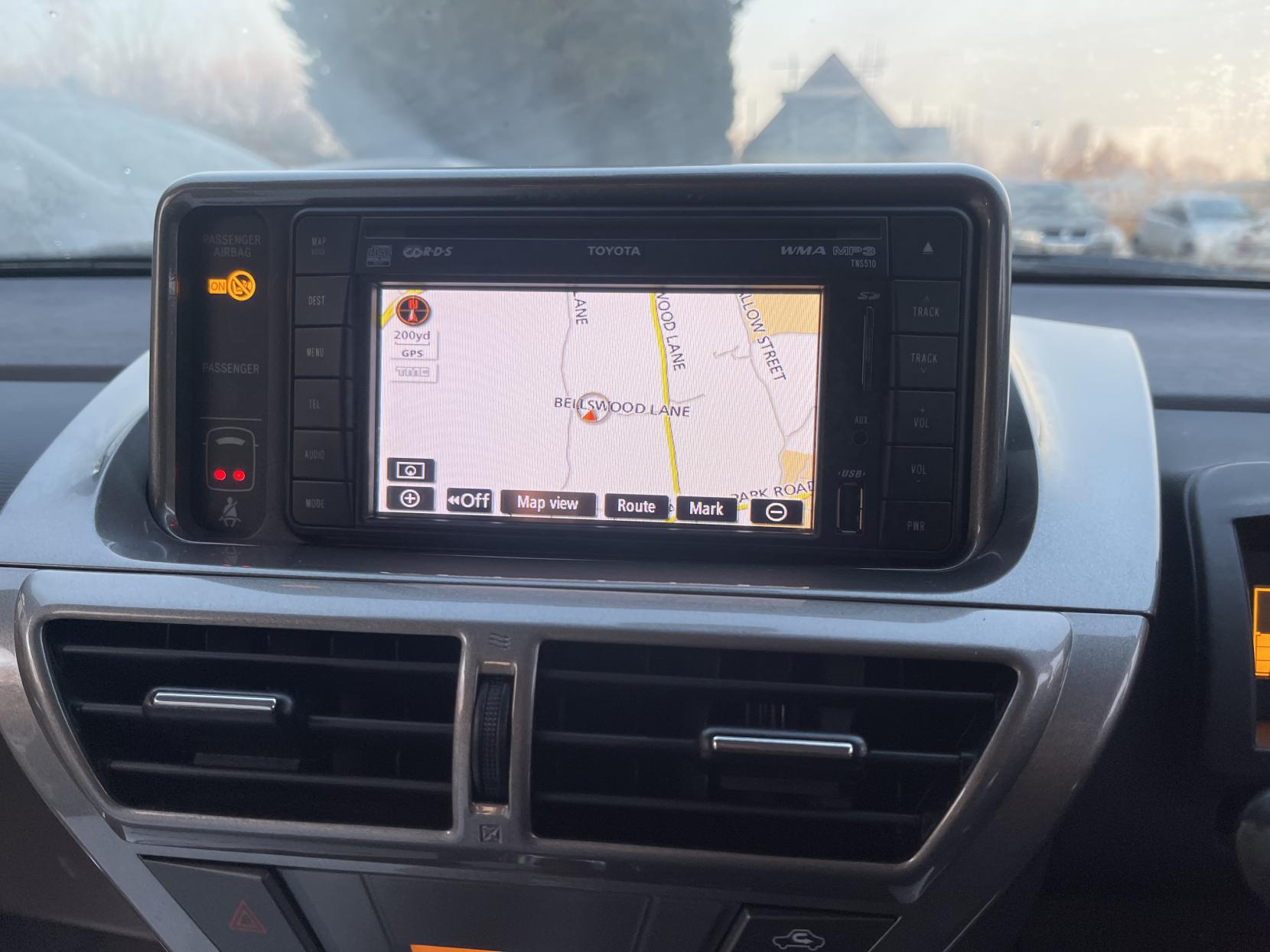 Toyota iQ 1.0 VVT-i 2 Hatchback 3dr Petrol Manual Euro 4 (68 bhp)