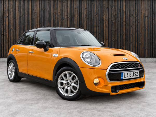 MINI Hatch 2.0 Cooper SD Hatchback 5dr Diesel Manual Euro 6 (s/s) (170 ps)