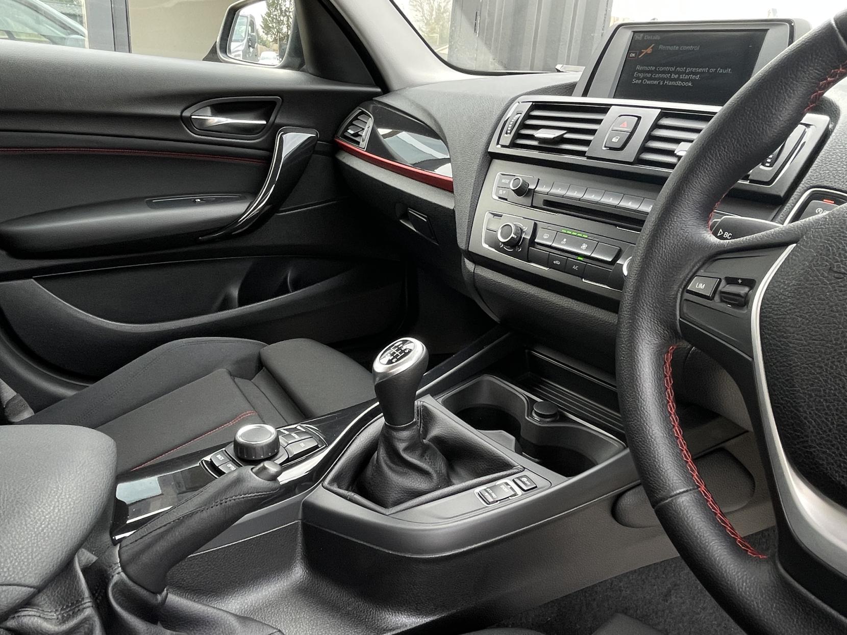 BMW 1 Series 1.6 114i Sport Hatchback 5dr Petrol Manual Euro 5 (s/s) (102 ps)