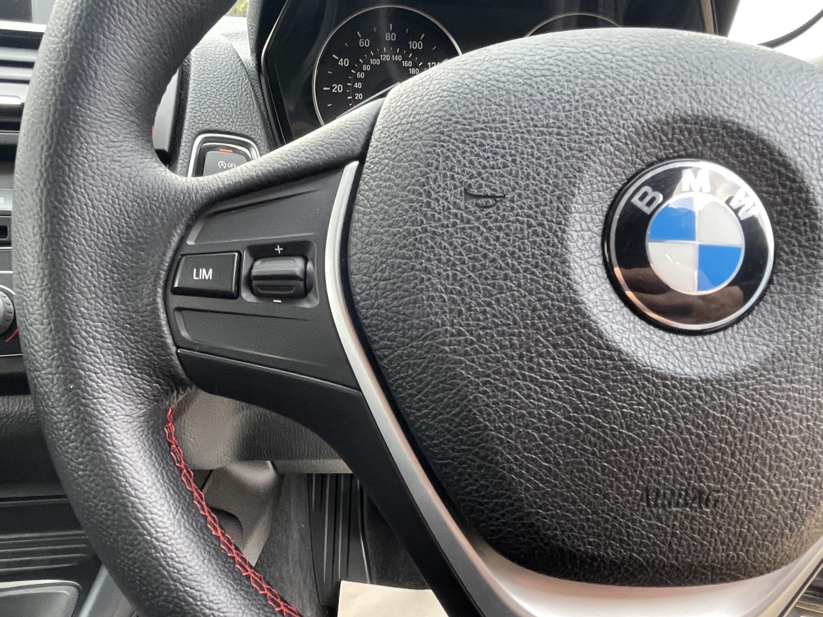 BMW 1 Series 1.6 114i Sport Hatchback 5dr Petrol Manual Euro 5 (s/s) (102 ps)