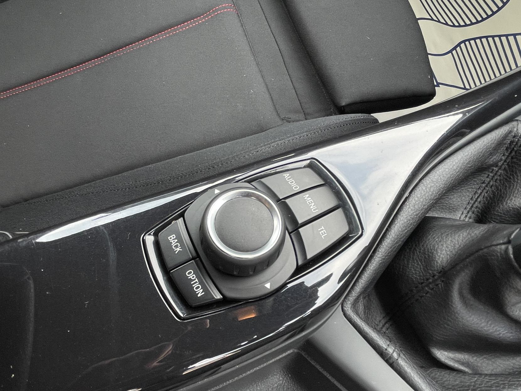 BMW 1 Series 1.6 114i Sport Hatchback 5dr Petrol Manual Euro 5 (s/s) (102 ps)