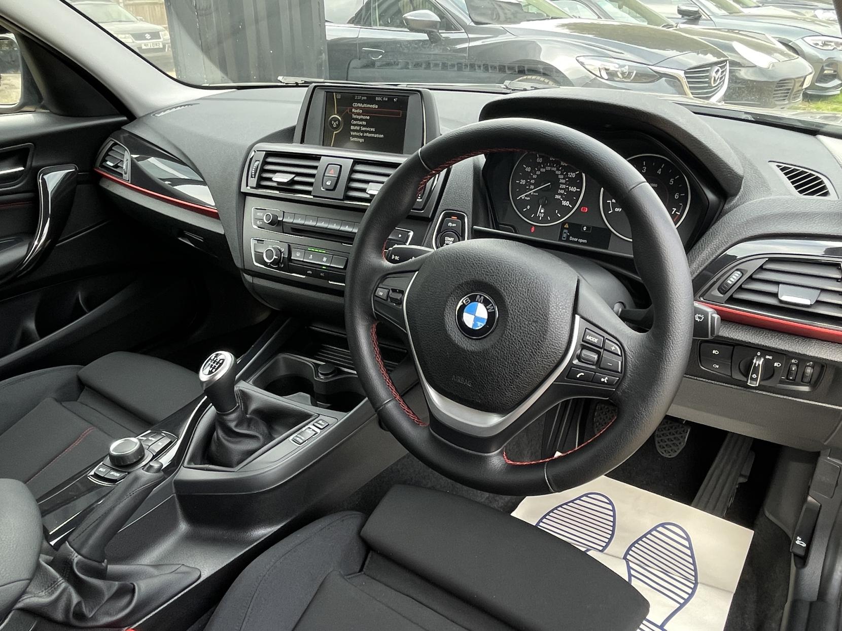 BMW 1 Series 1.6 114i Sport Hatchback 5dr Petrol Manual Euro 5 (s/s) (102 ps)