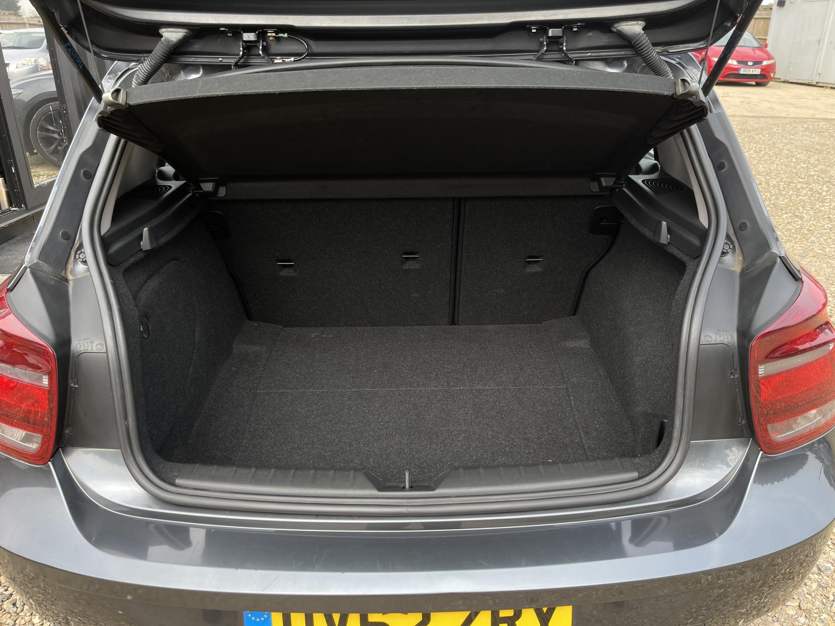 BMW 1 Series 1.6 114i Sport Hatchback 5dr Petrol Manual Euro 5 (s/s) (102 ps)