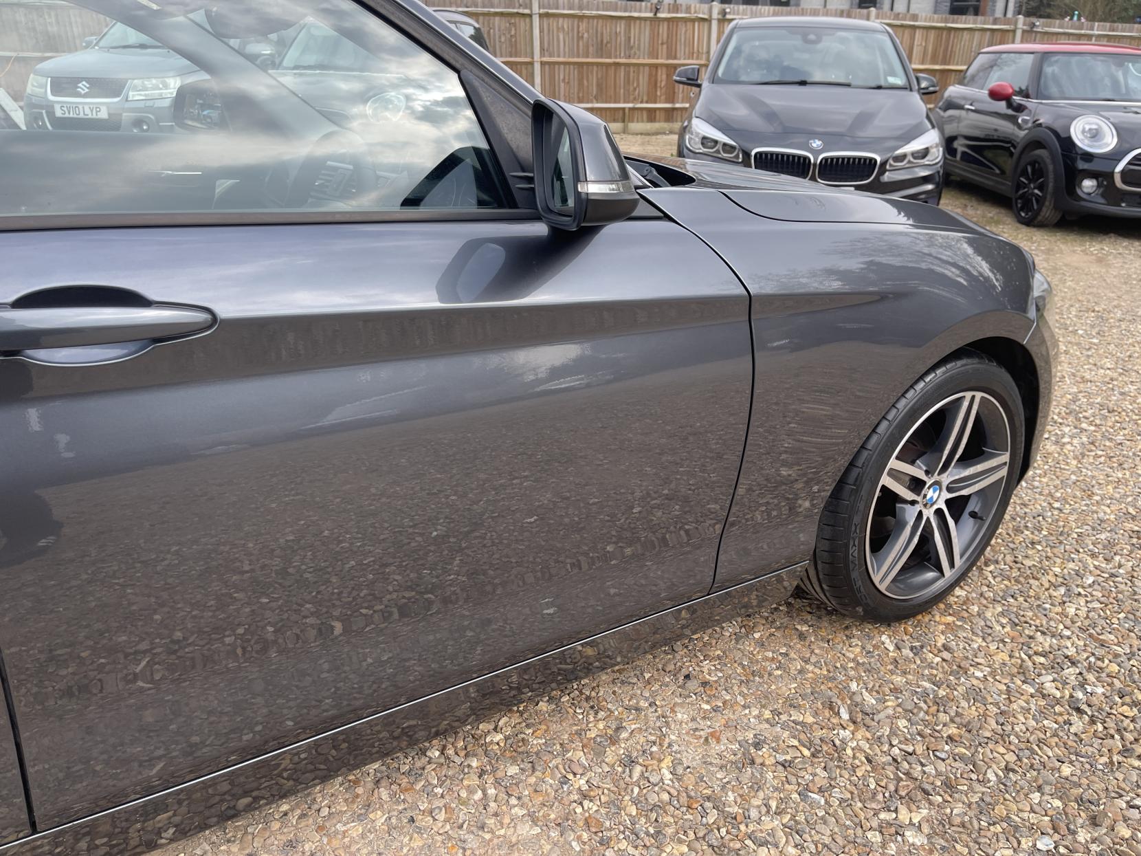 BMW 1 Series 1.6 114i Sport Hatchback 5dr Petrol Manual Euro 5 (s/s) (102 ps)