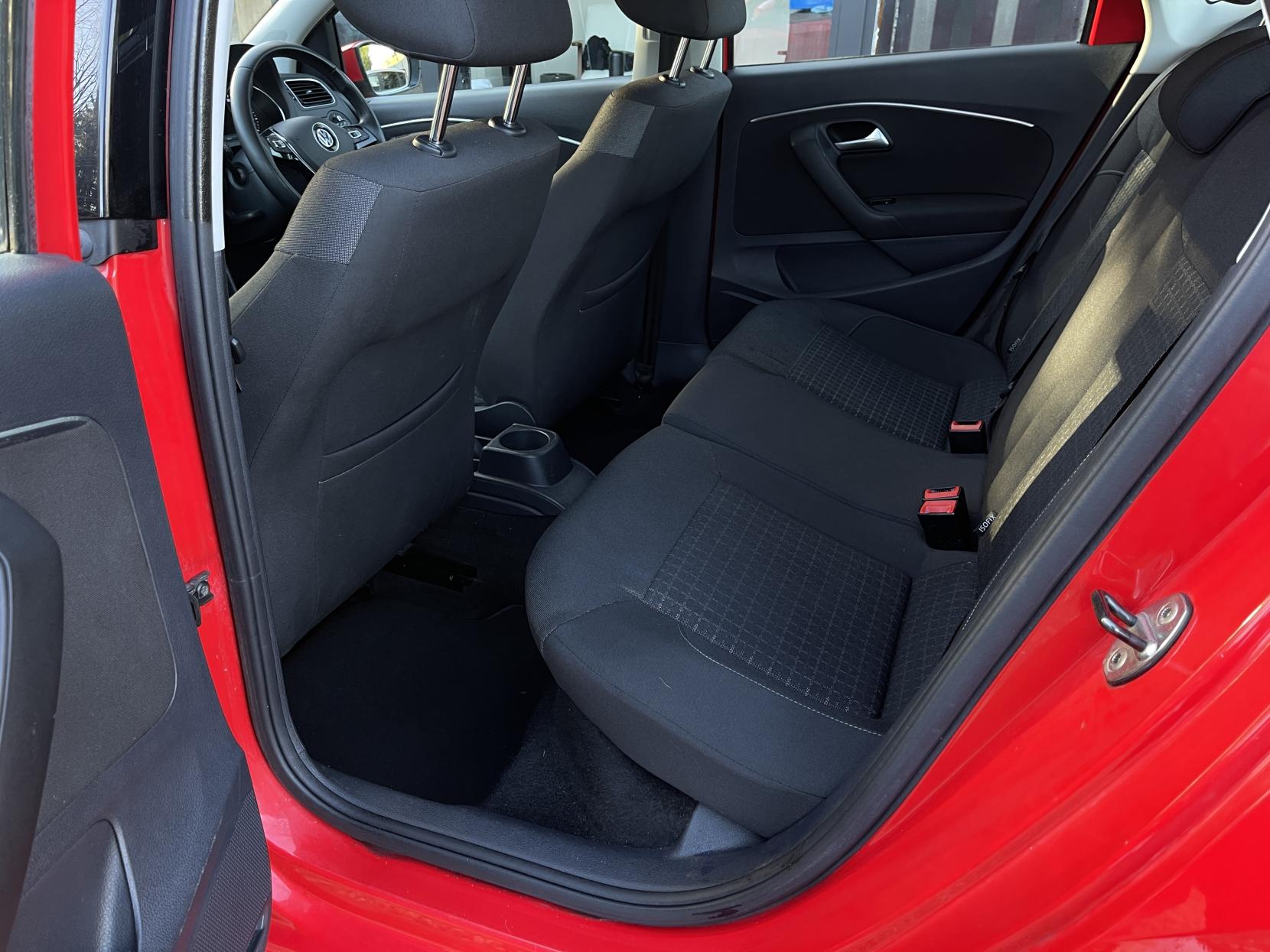 Volkswagen Polo 1.0 BlueMotion Tech SE Hatchback 5dr Petrol Manual Euro 6 (s/s) (75 ps)