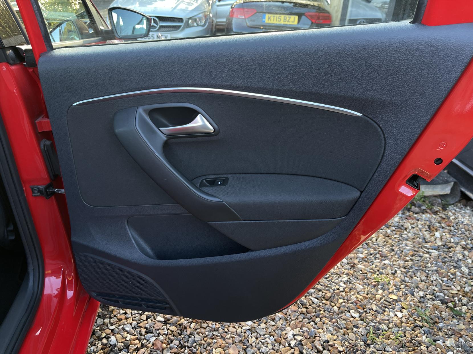 Volkswagen Polo 1.0 BlueMotion Tech SE Hatchback 5dr Petrol Manual Euro 6 (s/s) (75 ps)