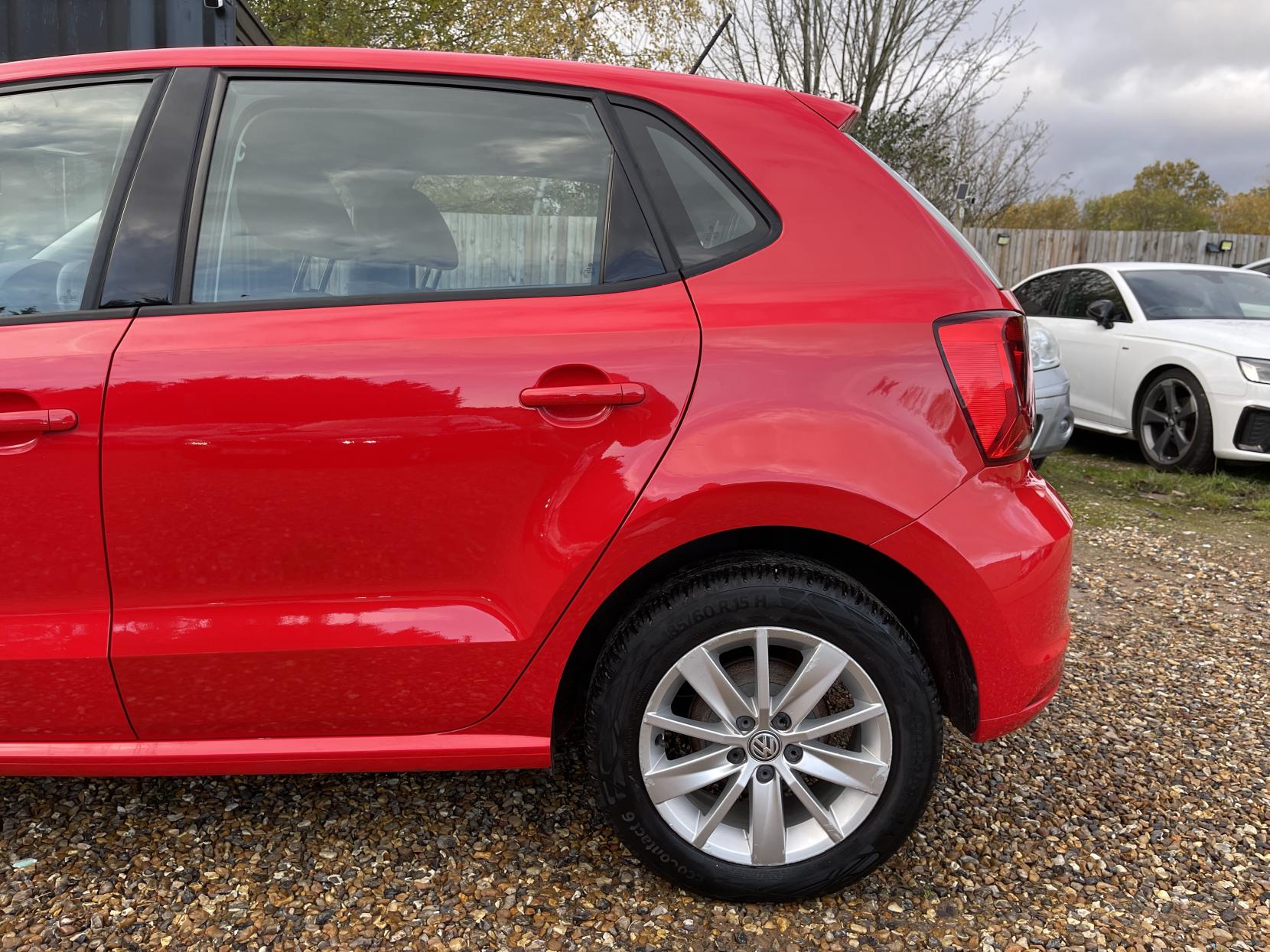 Volkswagen Polo 1.0 BlueMotion Tech SE Hatchback 5dr Petrol Manual Euro 6 (s/s) (75 ps)