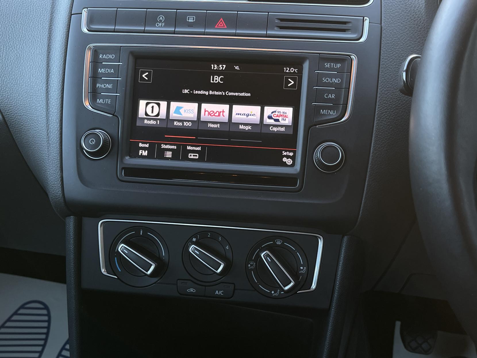 Volkswagen Polo 1.0 BlueMotion Tech SE Hatchback 5dr Petrol Manual Euro 6 (s/s) (75 ps)