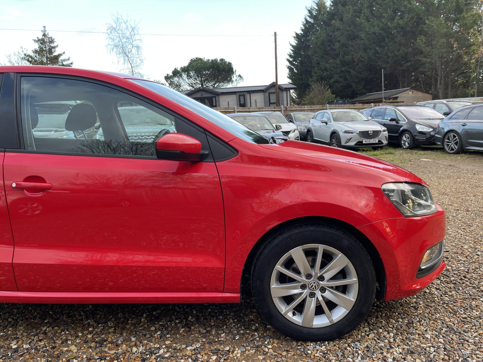 Volkswagen Polo 1.0 BlueMotion Tech SE Hatchback 5dr Petrol Manual Euro 6 (s/s) (75 ps)