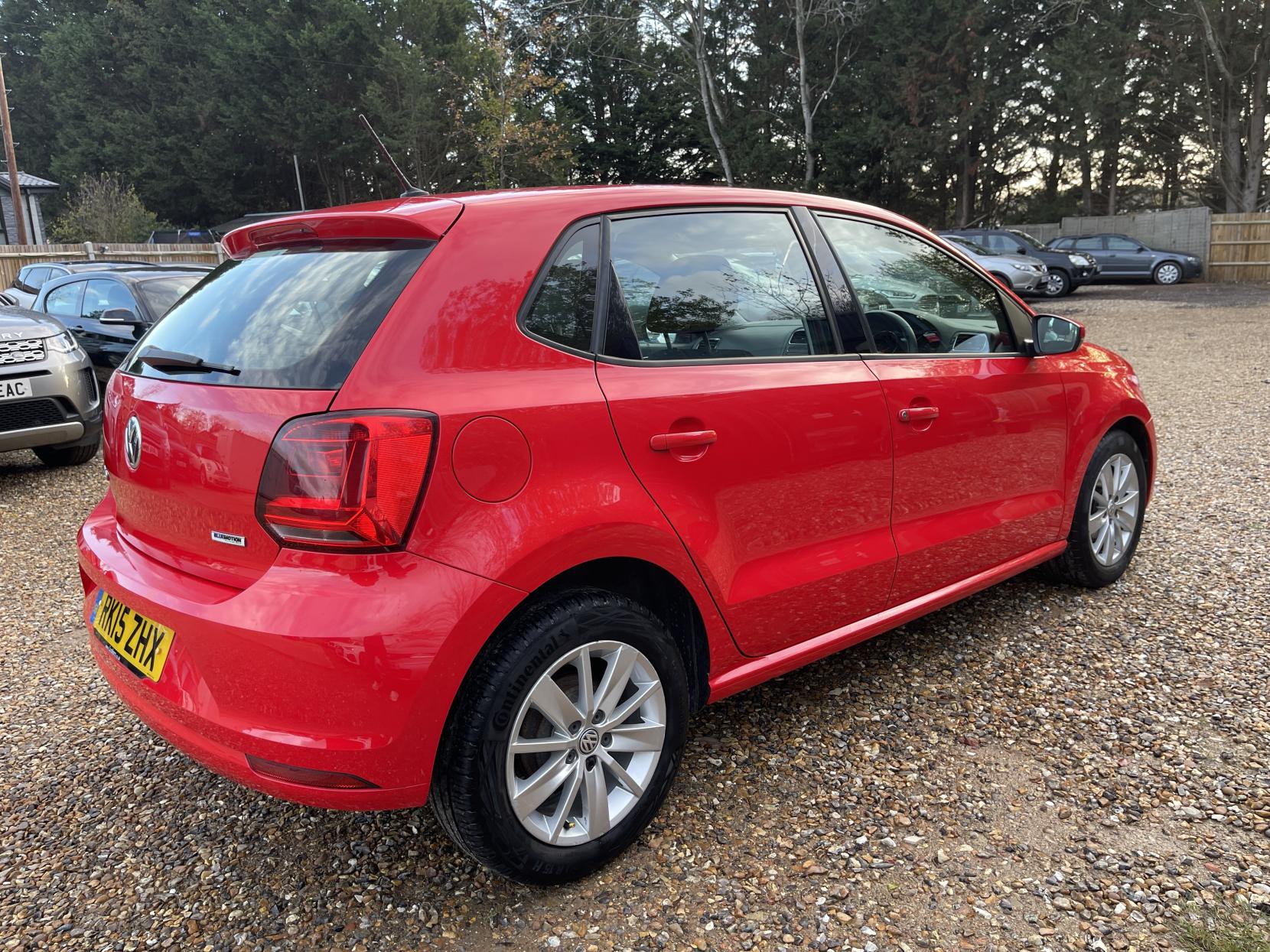 Volkswagen Polo 1.0 BlueMotion Tech SE Hatchback 5dr Petrol Manual Euro 6 (s/s) (75 ps)