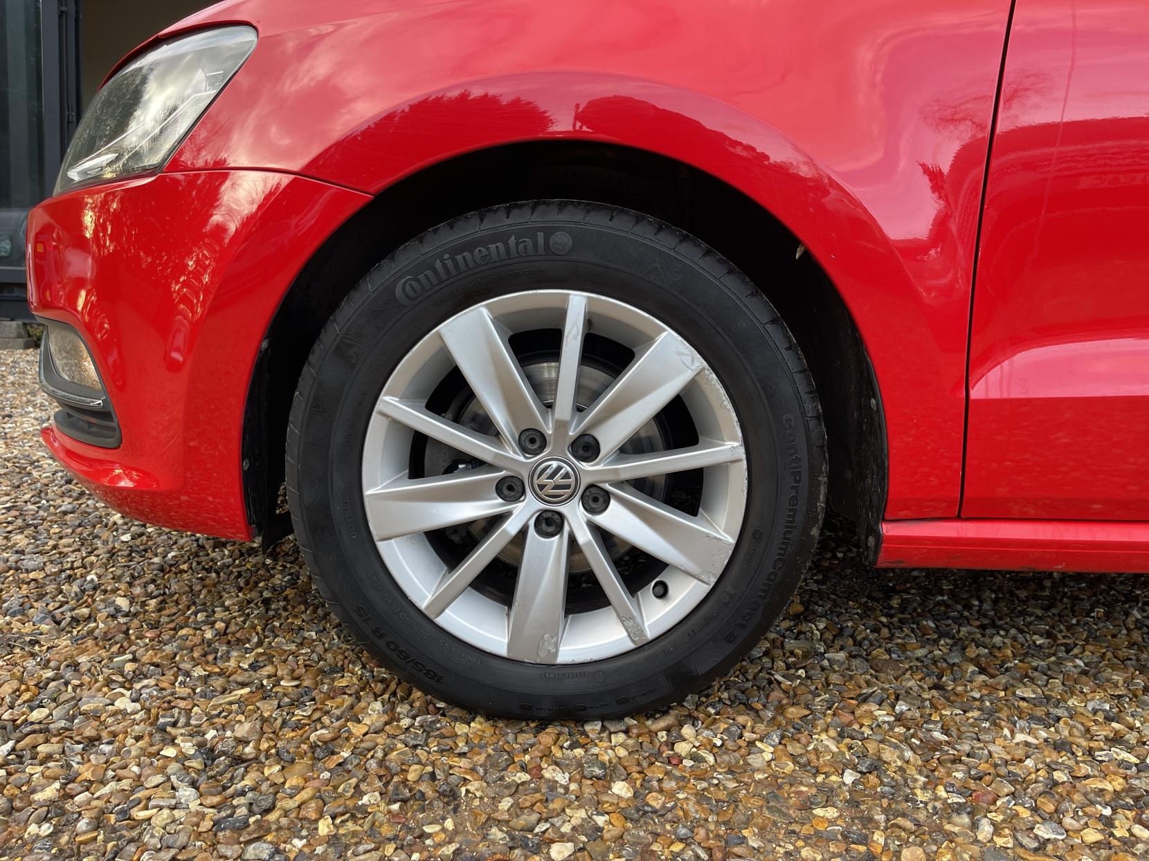 Volkswagen Polo 1.0 BlueMotion Tech SE Hatchback 5dr Petrol Manual Euro 6 (s/s) (75 ps)