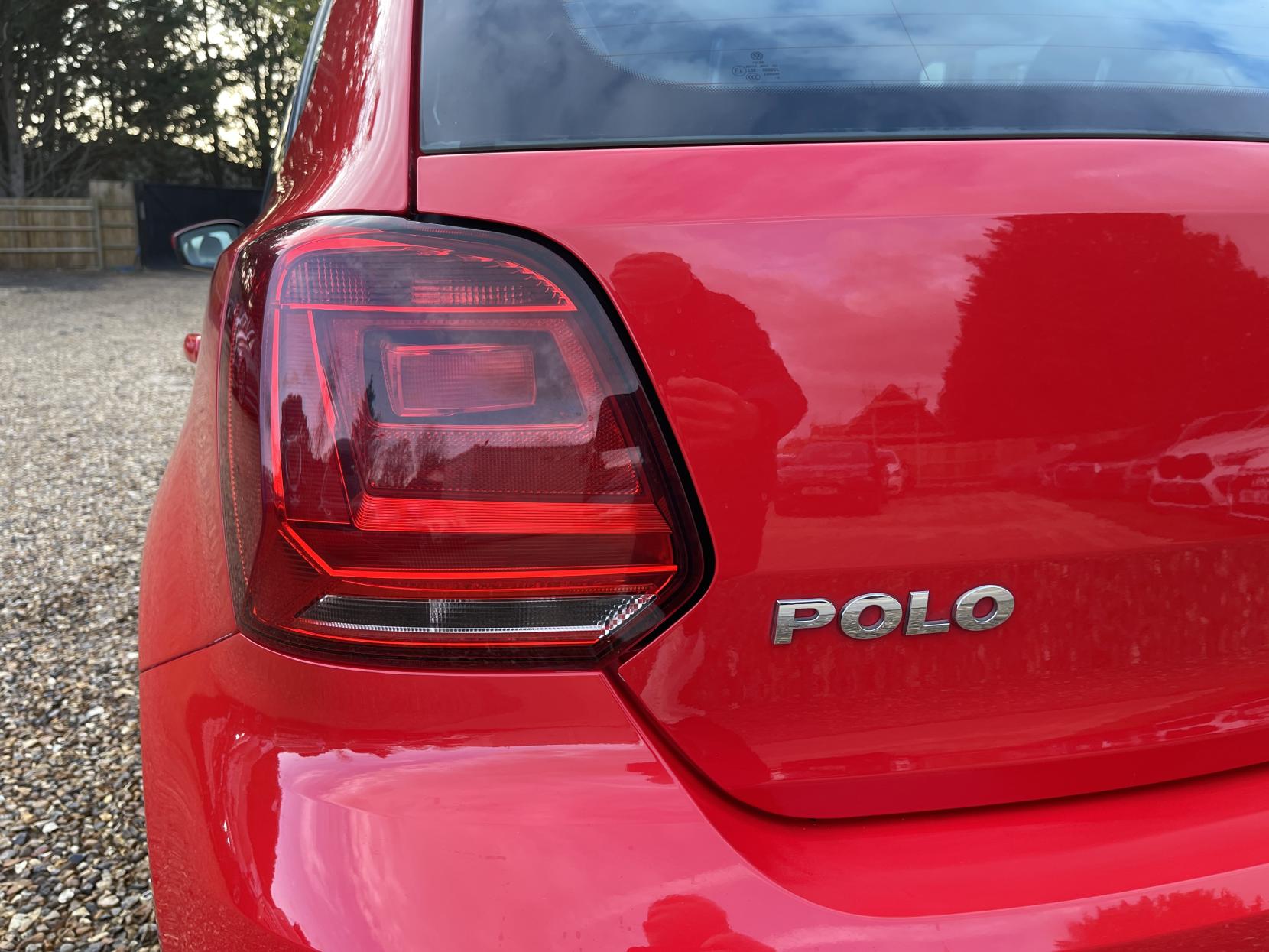 Volkswagen Polo 1.0 BlueMotion Tech SE Hatchback 5dr Petrol Manual Euro 6 (s/s) (75 ps)