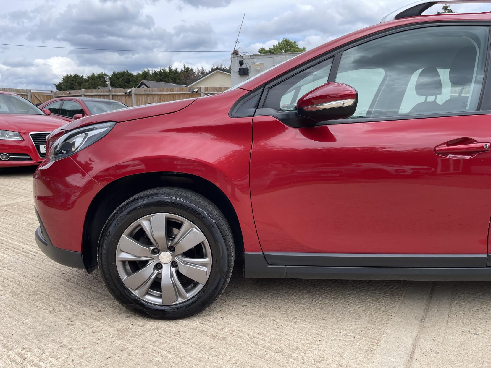 Peugeot 2008 1.2 PureTech Active SUV 5dr Petrol Manual Euro 6 (82 ps)