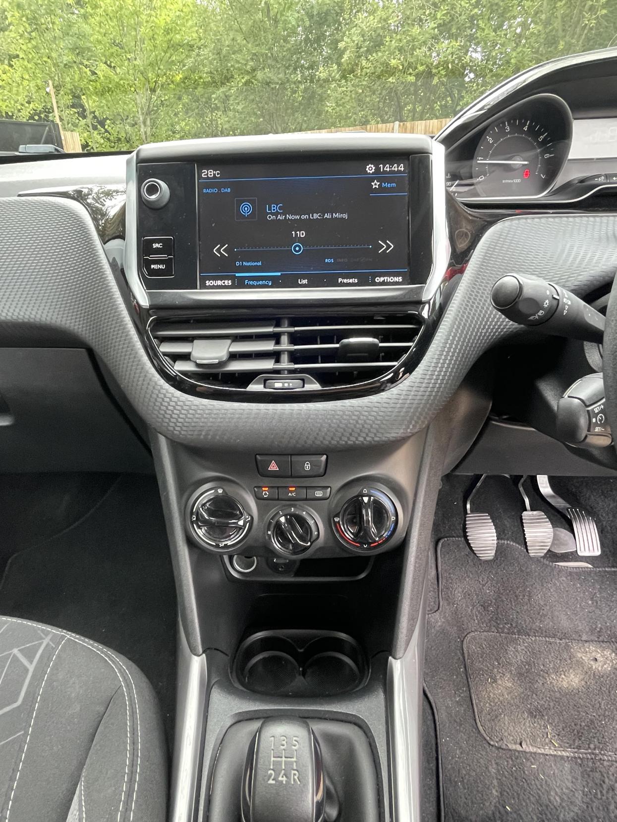 Peugeot 2008 1.2 PureTech Active SUV 5dr Petrol Manual Euro 6 (82 ps)