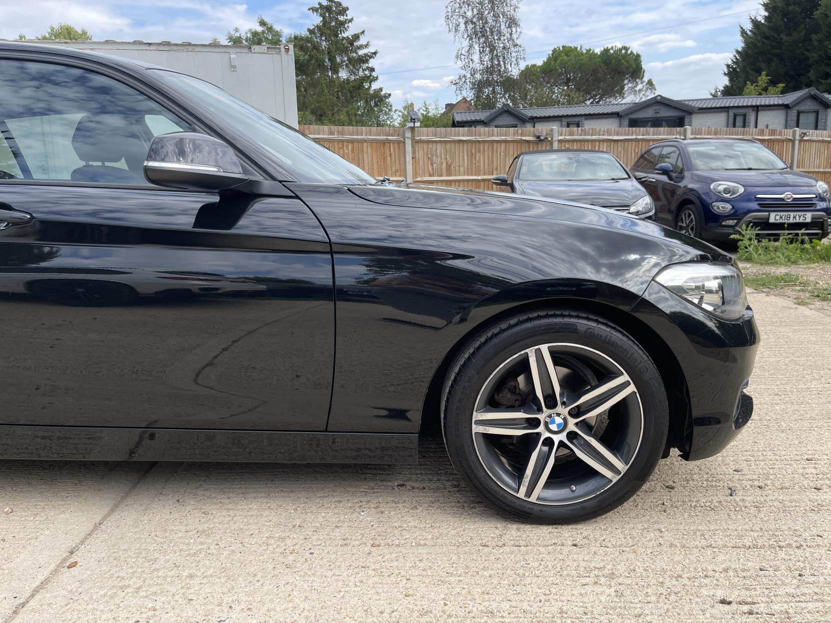 BMW 1 Series 1.5 118i Sport Hatchback 5dr Petrol Manual Euro 6 (s/s) (136 ps)