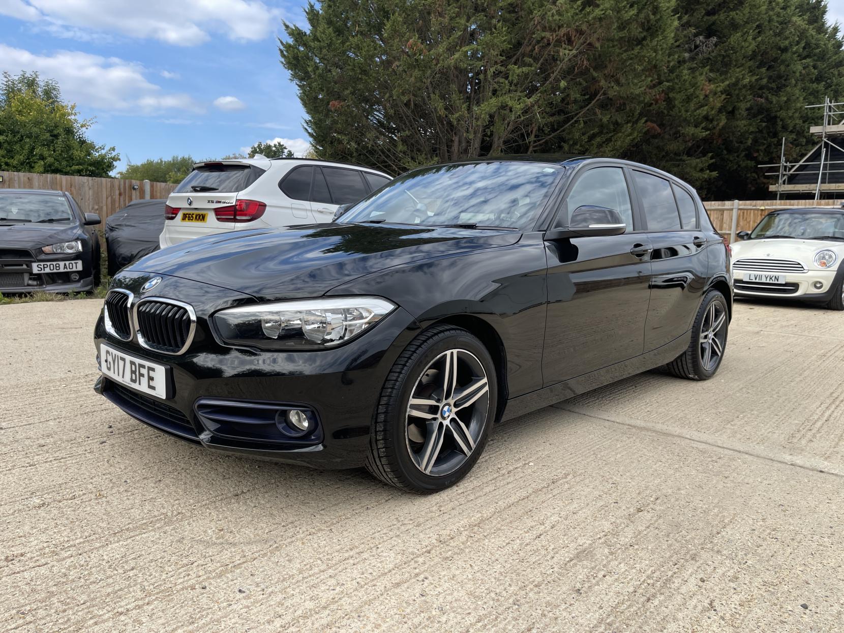 BMW 1 Series 1.5 118i Sport Hatchback 5dr Petrol Manual Euro 6 (s/s) (136 ps)