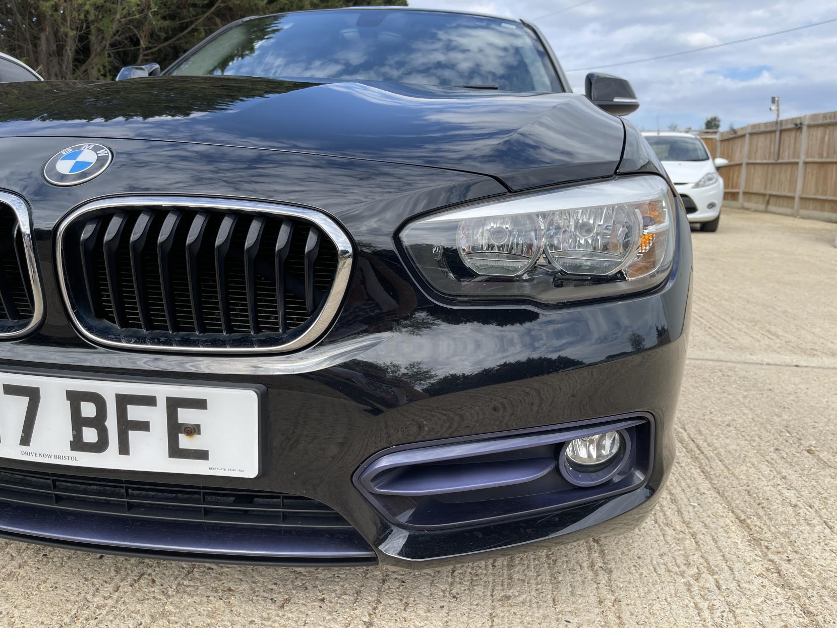 BMW 1 Series 1.5 118i Sport Hatchback 5dr Petrol Manual Euro 6 (s/s) (136 ps)