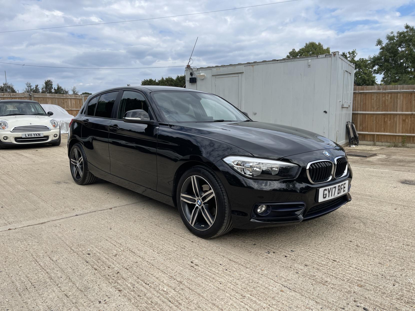 BMW 1 Series 1.5 118i Sport Hatchback 5dr Petrol Manual Euro 6 (s/s) (136 ps)