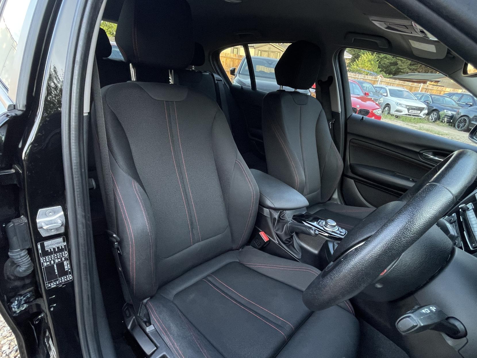 BMW 1 Series 1.5 118i Sport Hatchback 5dr Petrol Manual Euro 6 (s/s) (136 ps)