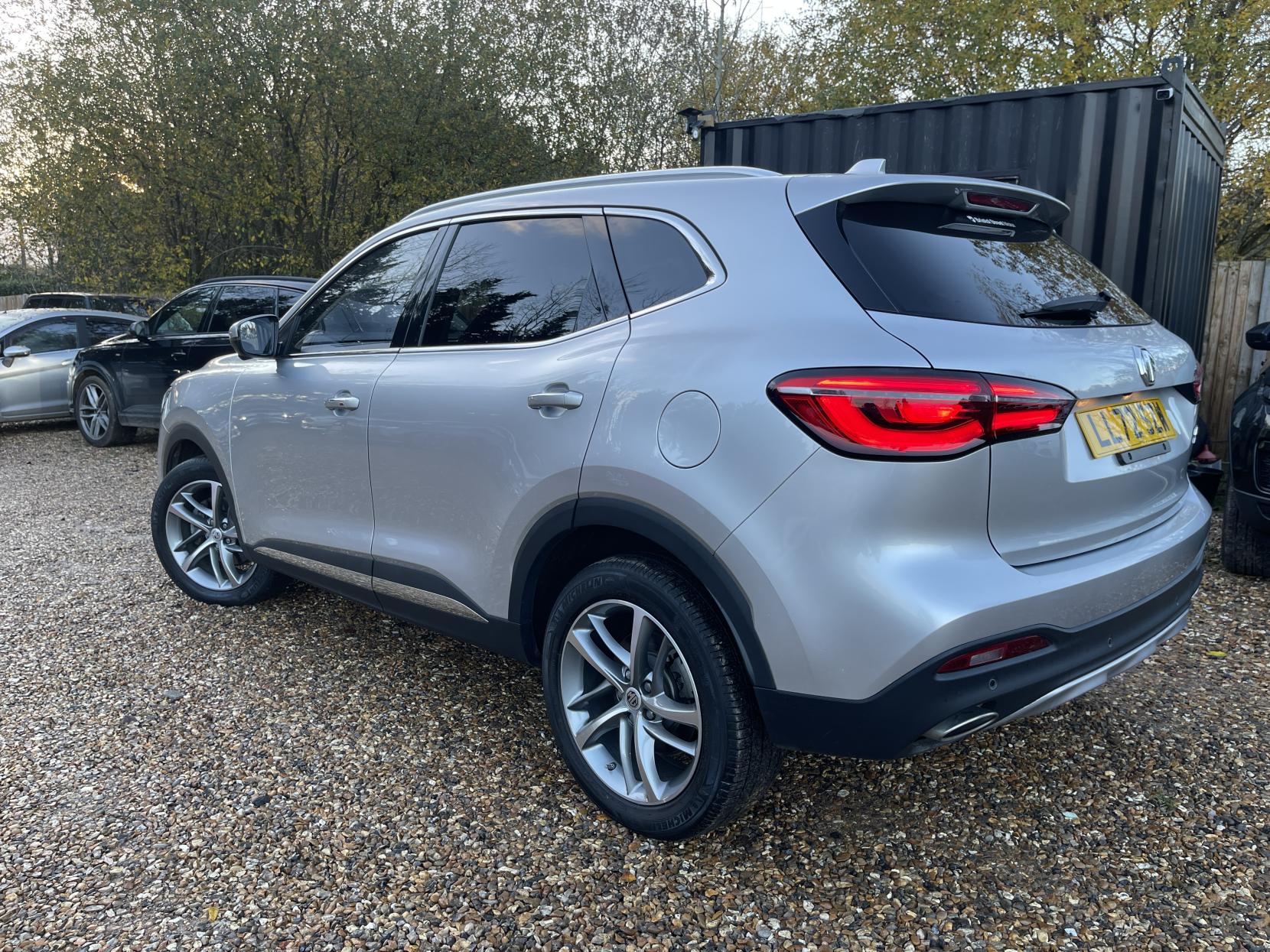 MG MG HS 1.5 T-GDI 16.6kWh Exclusive SUV 5dr Petrol Plug-in Hybrid Auto Euro 6 (s/s) (258 ps)