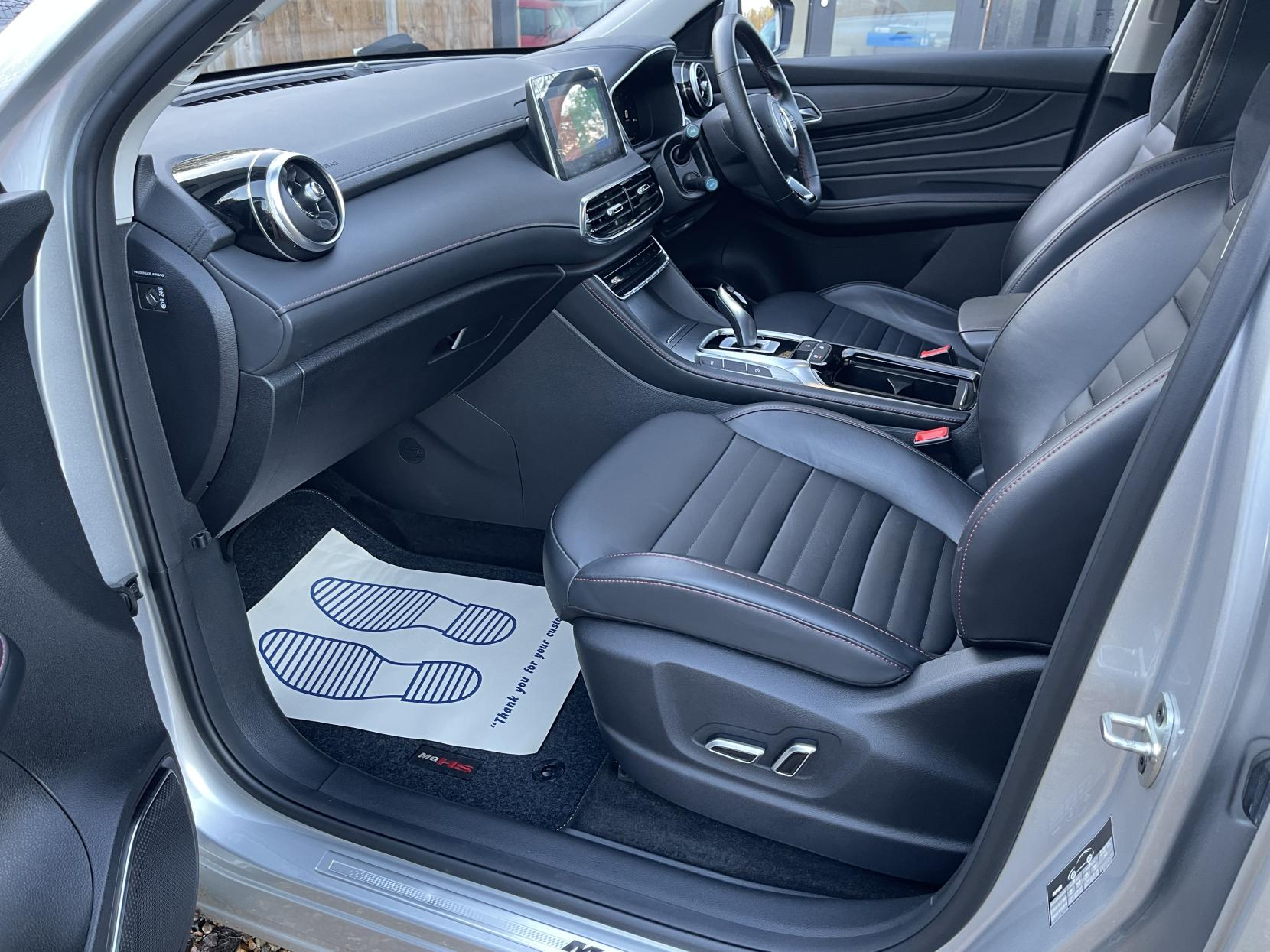 MG MG HS 1.5 T-GDI 16.6kWh Exclusive SUV 5dr Petrol Plug-in Hybrid Auto Euro 6 (s/s) (258 ps)