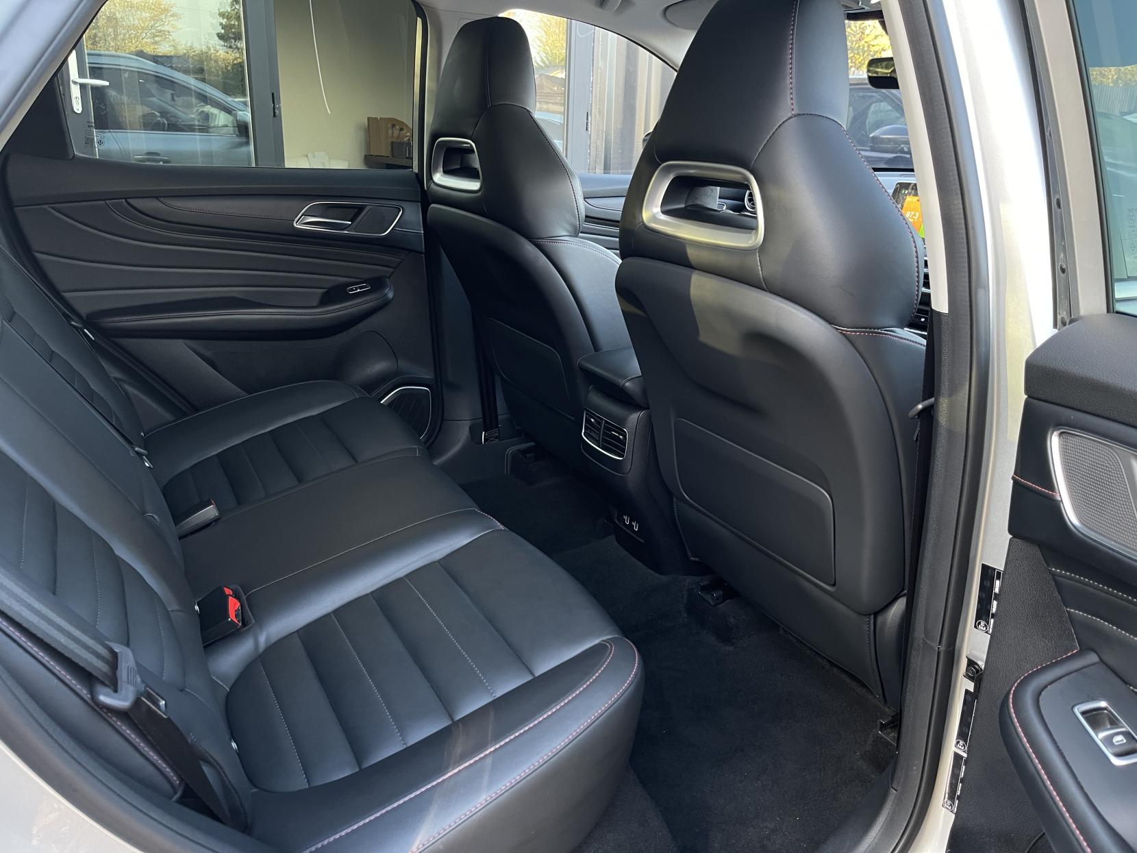 MG MG HS 1.5 T-GDI 16.6kWh Exclusive SUV 5dr Petrol Plug-in Hybrid Auto Euro 6 (s/s) (258 ps)