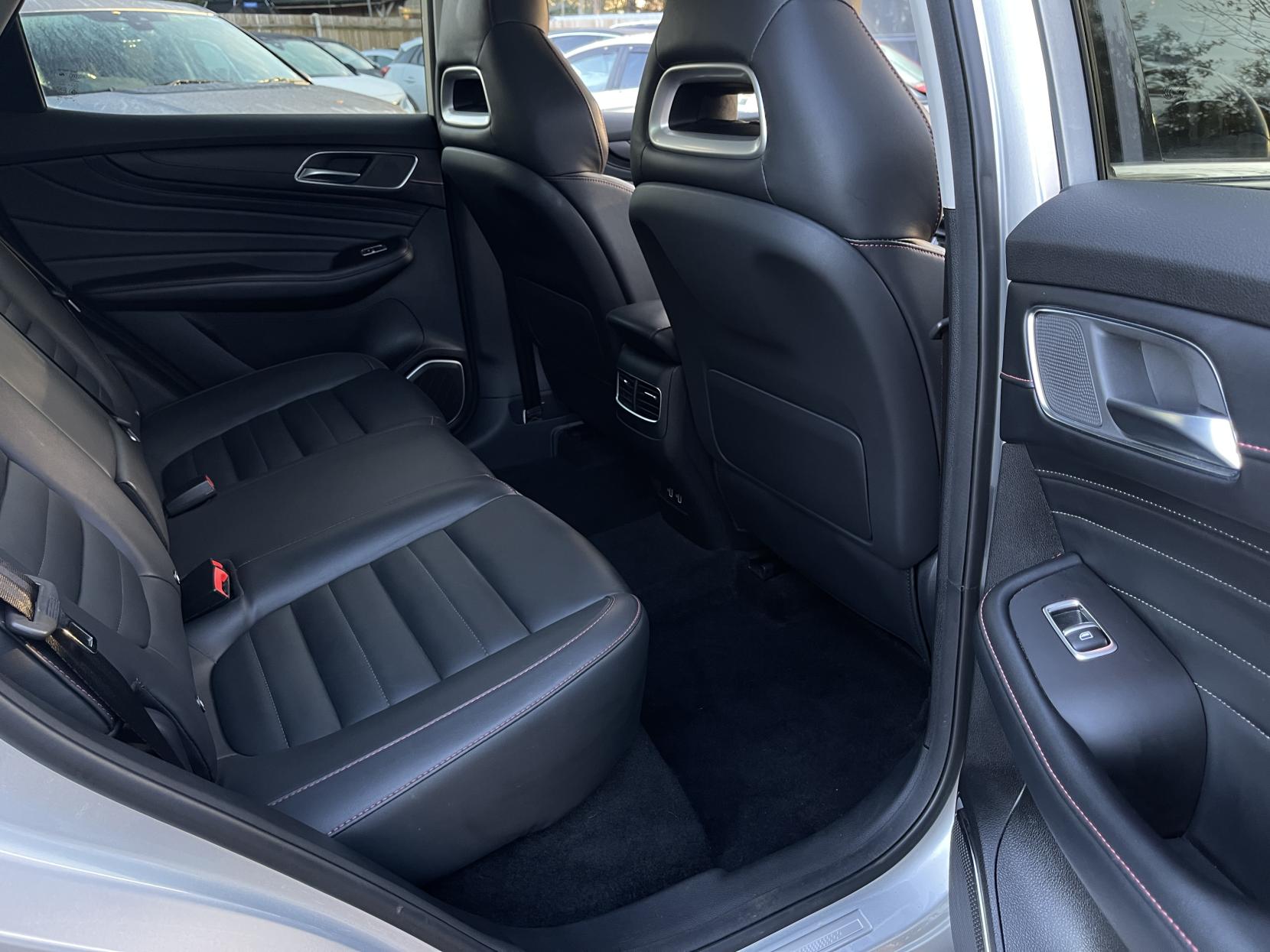 MG MG HS 1.5 T-GDI 16.6kWh Exclusive SUV 5dr Petrol Plug-in Hybrid Auto Euro 6 (s/s) (258 ps)