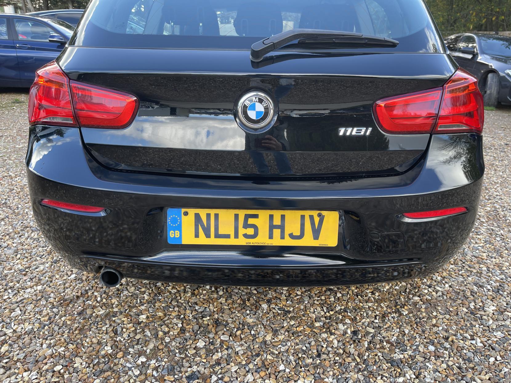 BMW 1 Series 1.6 118i SE Hatchback 3dr Petrol Manual Euro 6 (s/s) (136 ps)