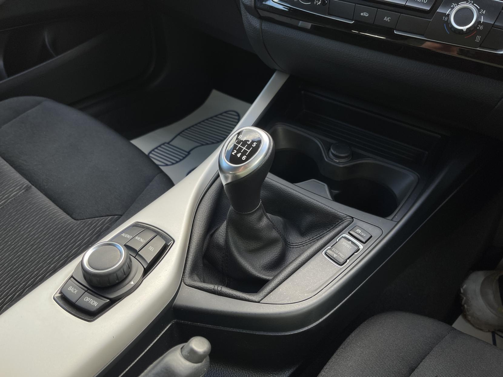 BMW 1 Series 1.6 118i SE Hatchback 3dr Petrol Manual Euro 6 (s/s) (136 ps)