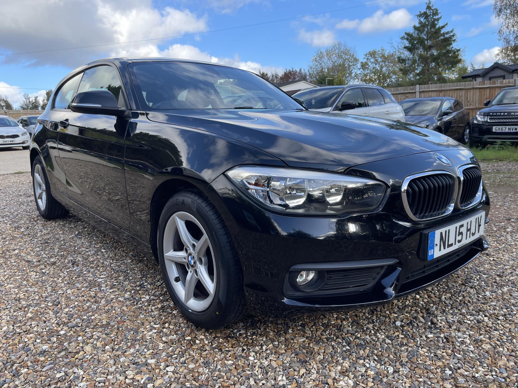 BMW 1 Series 1.6 118i SE Hatchback 3dr Petrol Manual Euro 6 (s/s) (136 ps)
