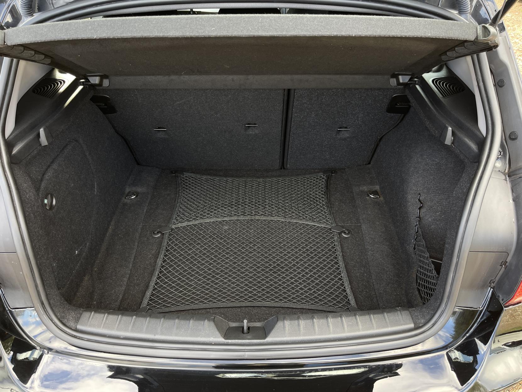 BMW 1 Series 1.6 118i SE Hatchback 3dr Petrol Manual Euro 6 (s/s) (136 ps)