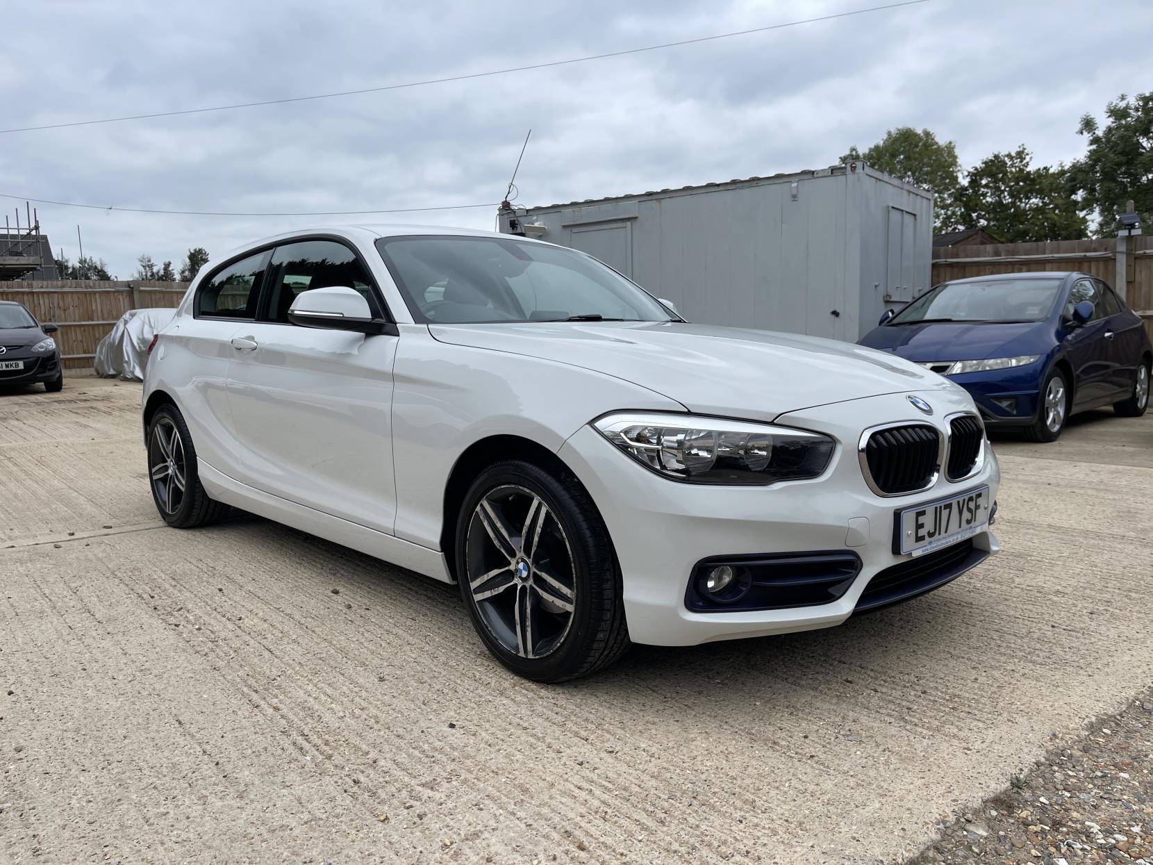 BMW 1 Series 1.5 118i Sport Hatchback 3dr Petrol Manual Euro 6 (s/s) (136 ps)