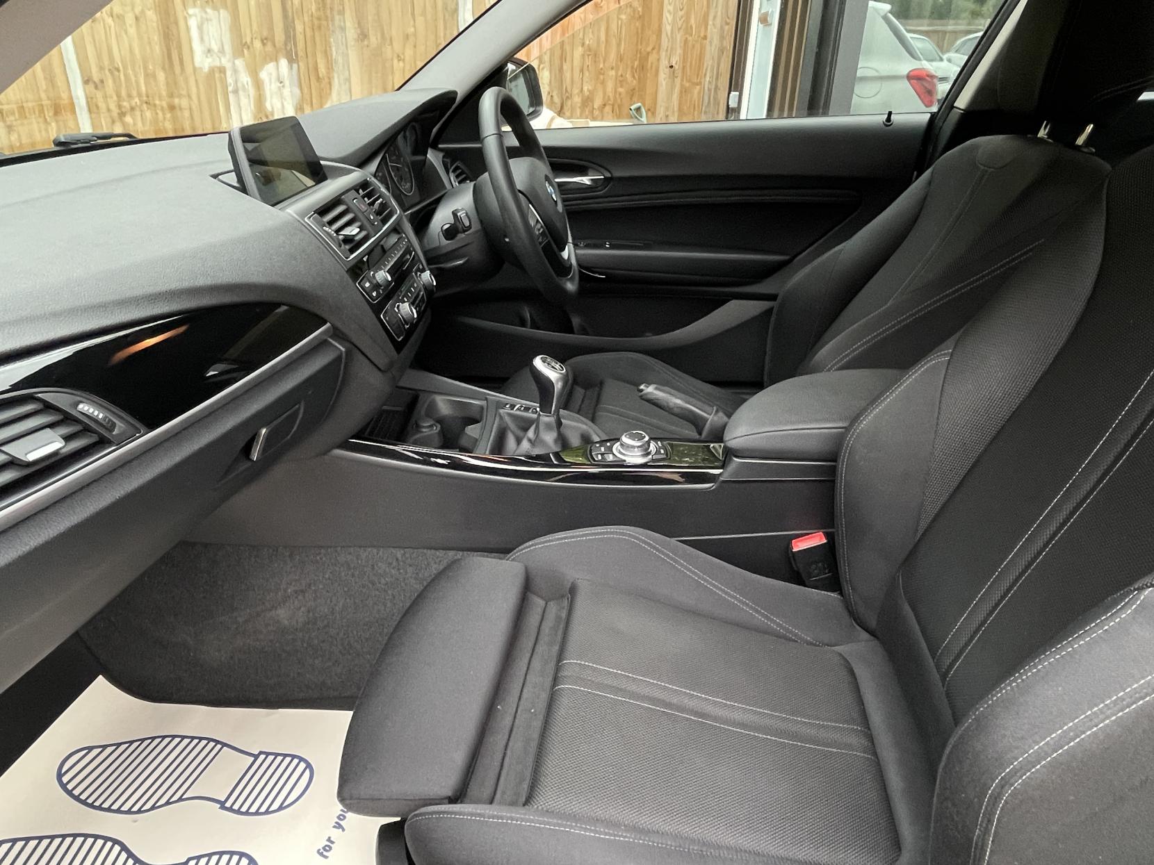 BMW 1 Series 1.5 118i Sport Hatchback 3dr Petrol Manual Euro 6 (s/s) (136 ps)