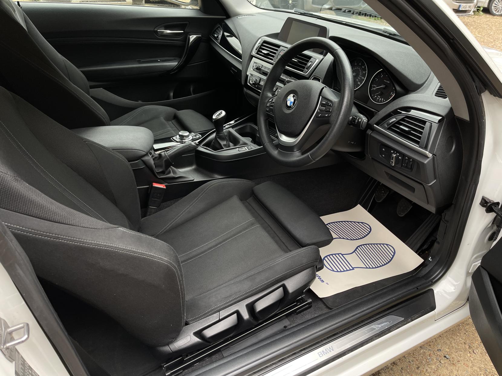 BMW 1 Series 1.5 118i Sport Hatchback 3dr Petrol Manual Euro 6 (s/s) (136 ps)