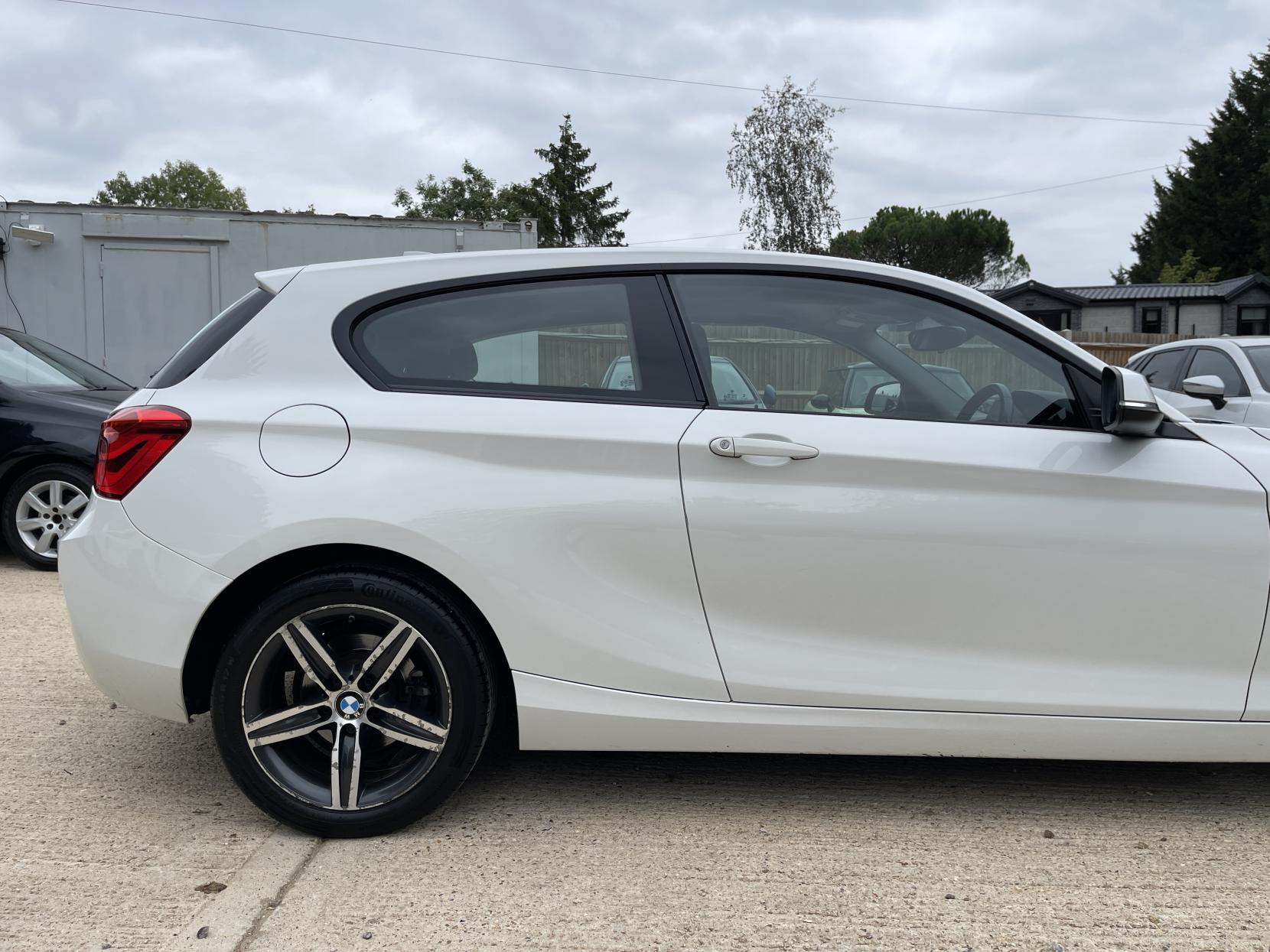 BMW 1 Series 1.5 118i Sport Hatchback 3dr Petrol Manual Euro 6 (s/s) (136 ps)