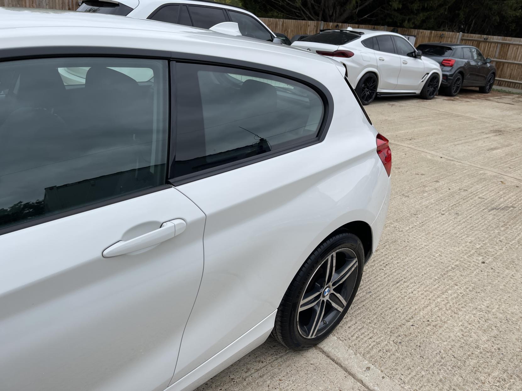 BMW 1 Series 1.5 118i Sport Hatchback 3dr Petrol Manual Euro 6 (s/s) (136 ps)