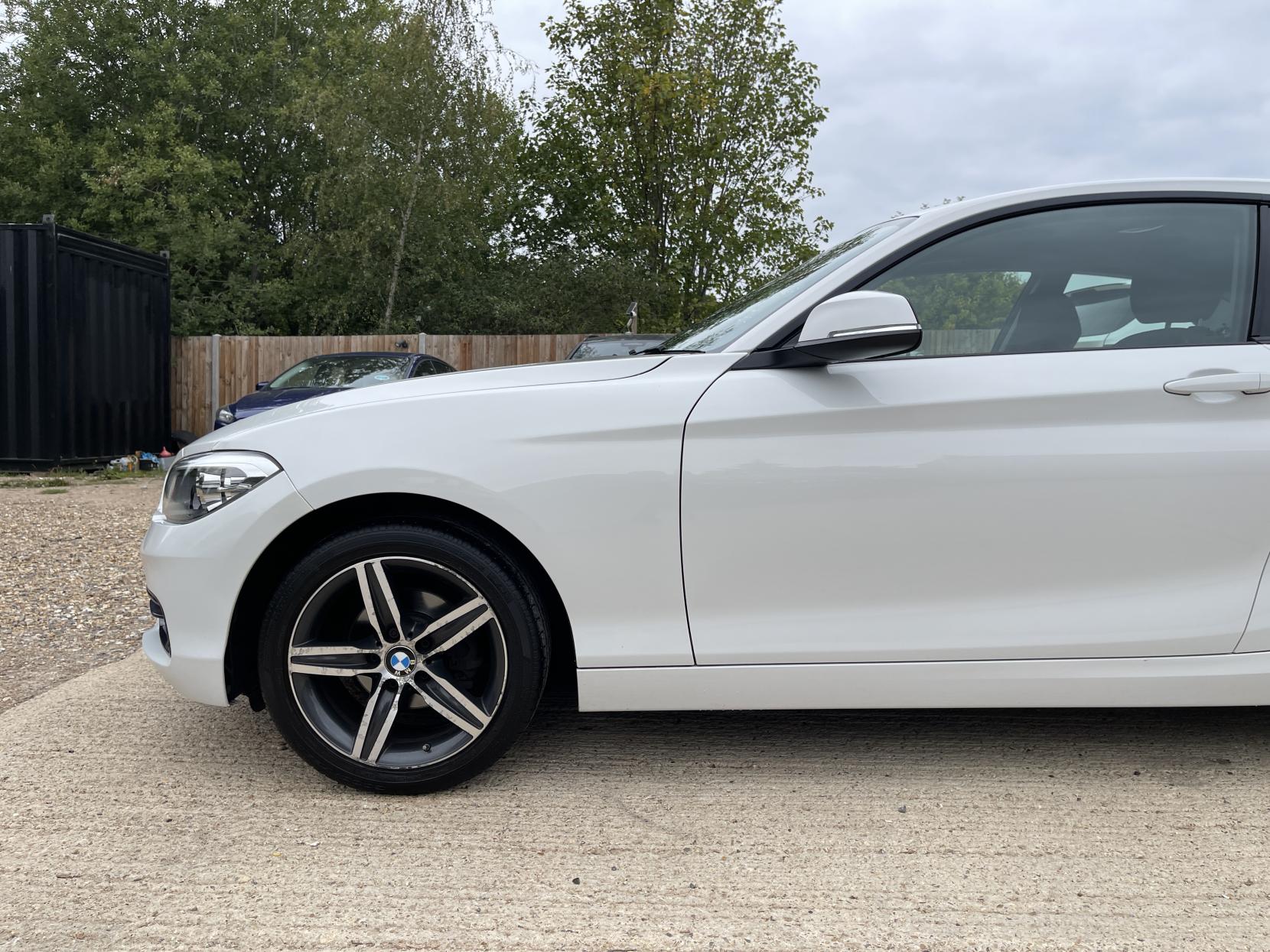 BMW 1 Series 1.5 118i Sport Hatchback 3dr Petrol Manual Euro 6 (s/s) (136 ps)