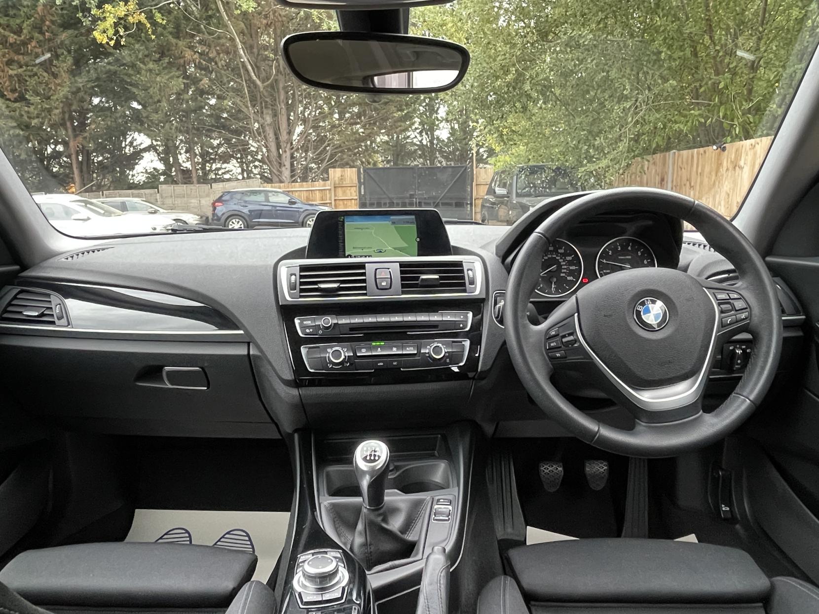 BMW 1 Series 1.5 118i Sport Hatchback 3dr Petrol Manual Euro 6 (s/s) (136 ps)