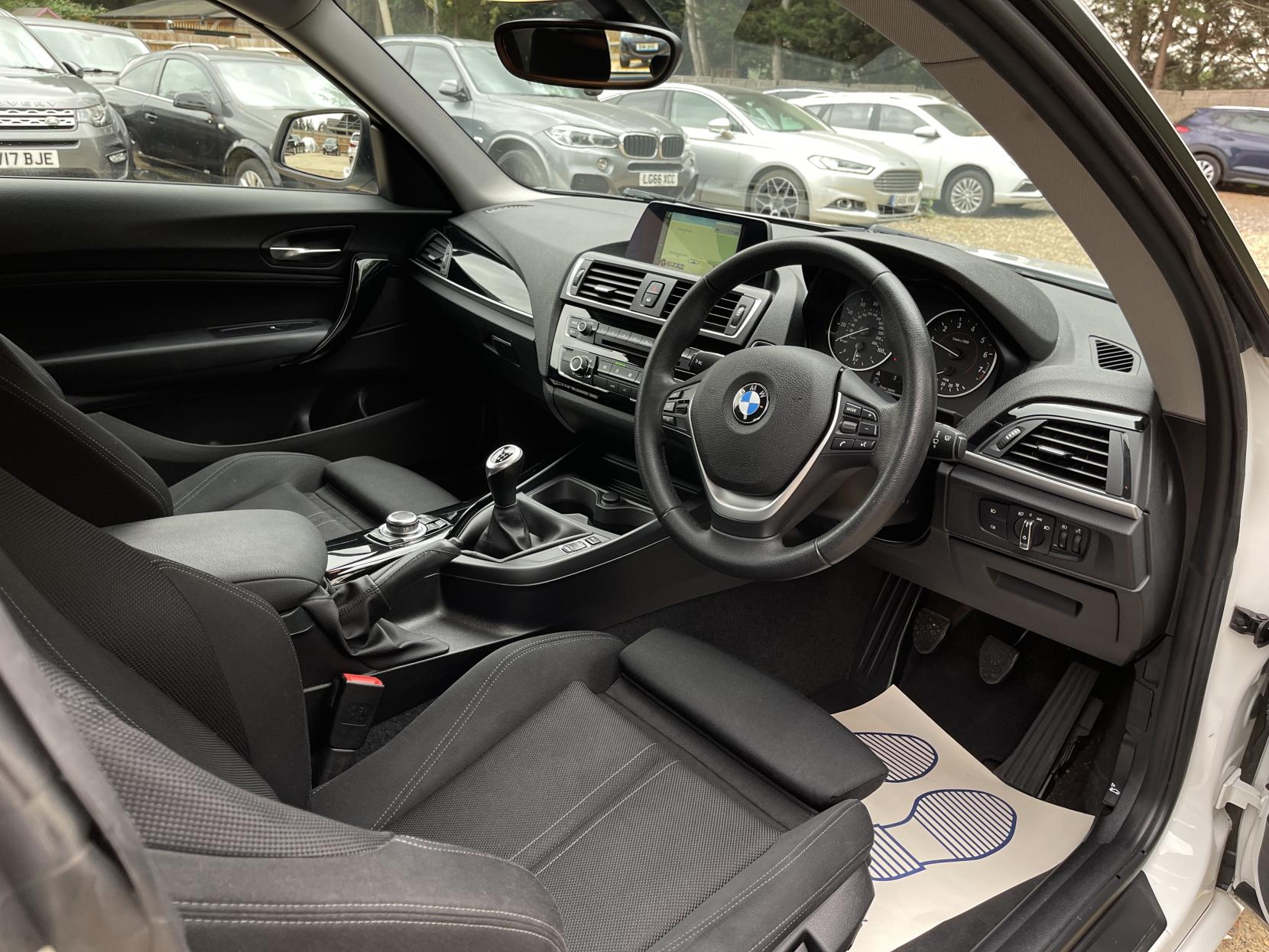 BMW 1 Series 1.5 118i Sport Hatchback 3dr Petrol Manual Euro 6 (s/s) (136 ps)