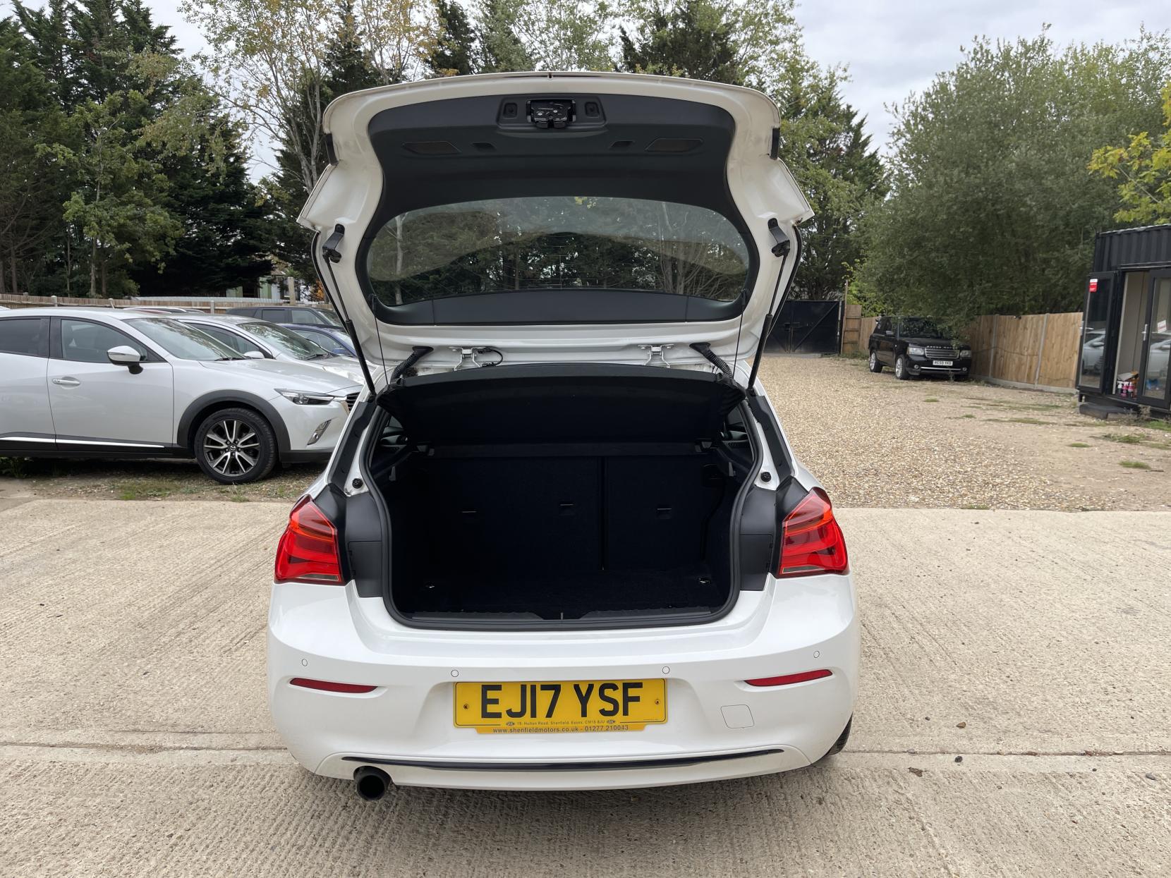 BMW 1 Series 1.5 118i Sport Hatchback 3dr Petrol Manual Euro 6 (s/s) (136 ps)