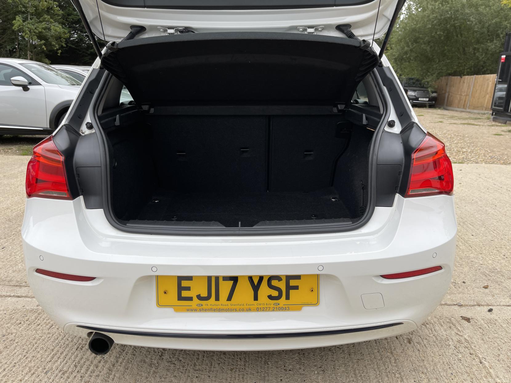 BMW 1 Series 1.5 118i Sport Hatchback 3dr Petrol Manual Euro 6 (s/s) (136 ps)