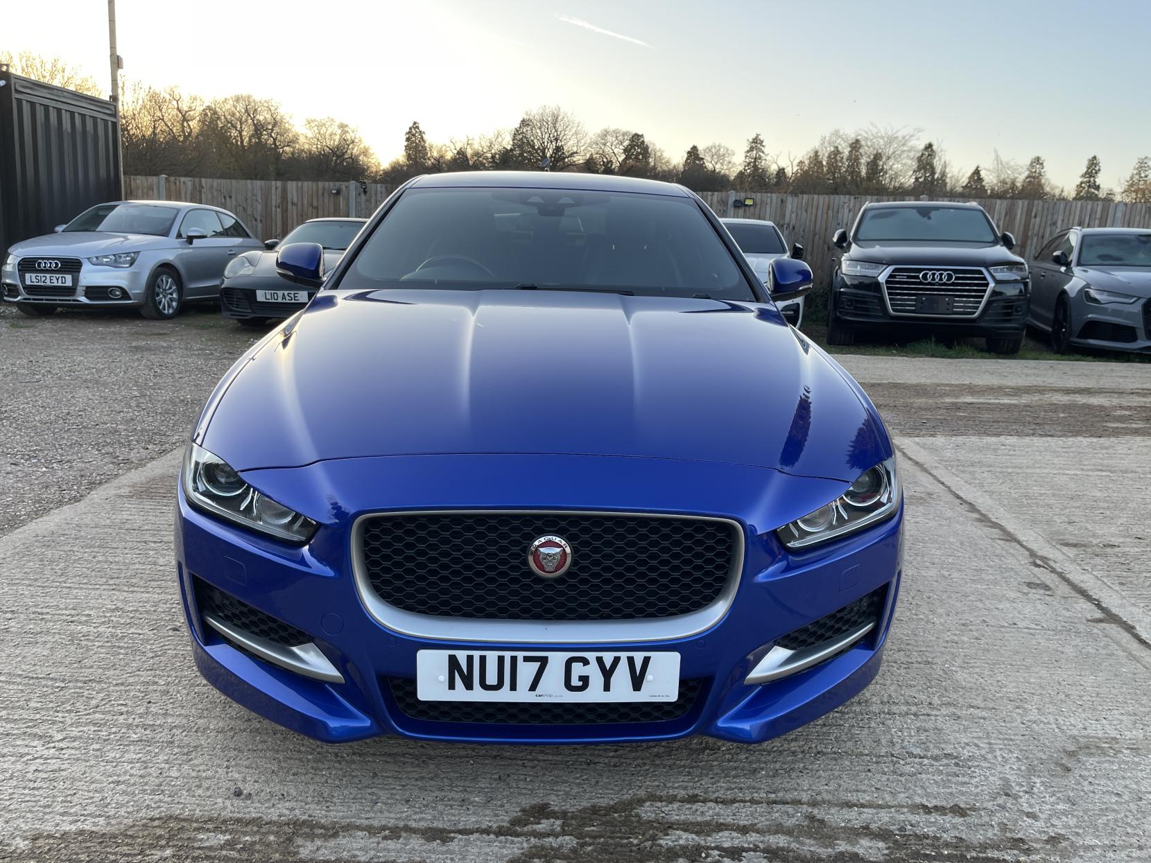 Jaguar XE 2.0d R-Sport Saloon 4dr Diesel Auto Euro 6 (s/s) (180 ps)