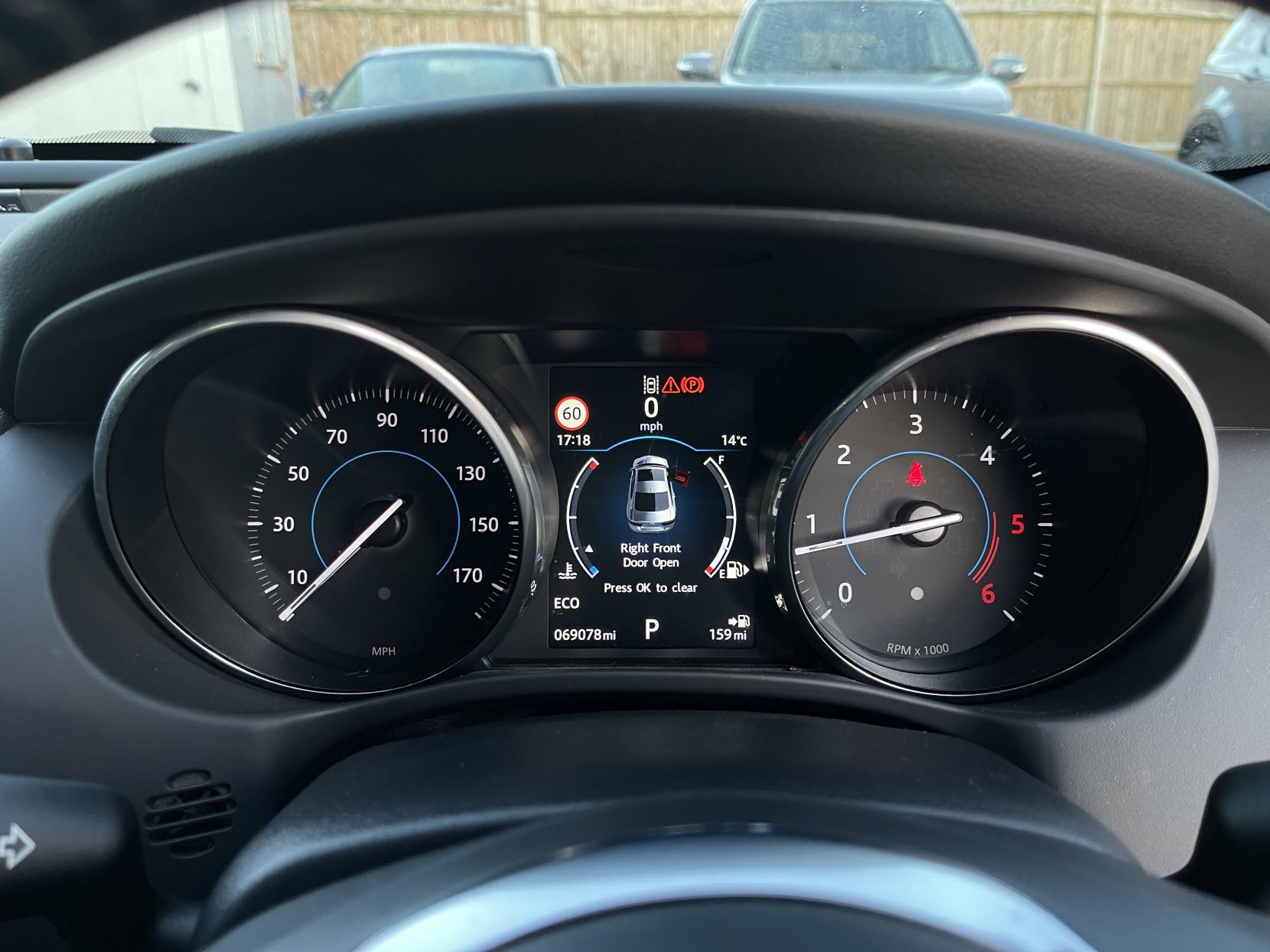 Jaguar XE 2.0d R-Sport Saloon 4dr Diesel Auto Euro 6 (s/s) (180 ps)