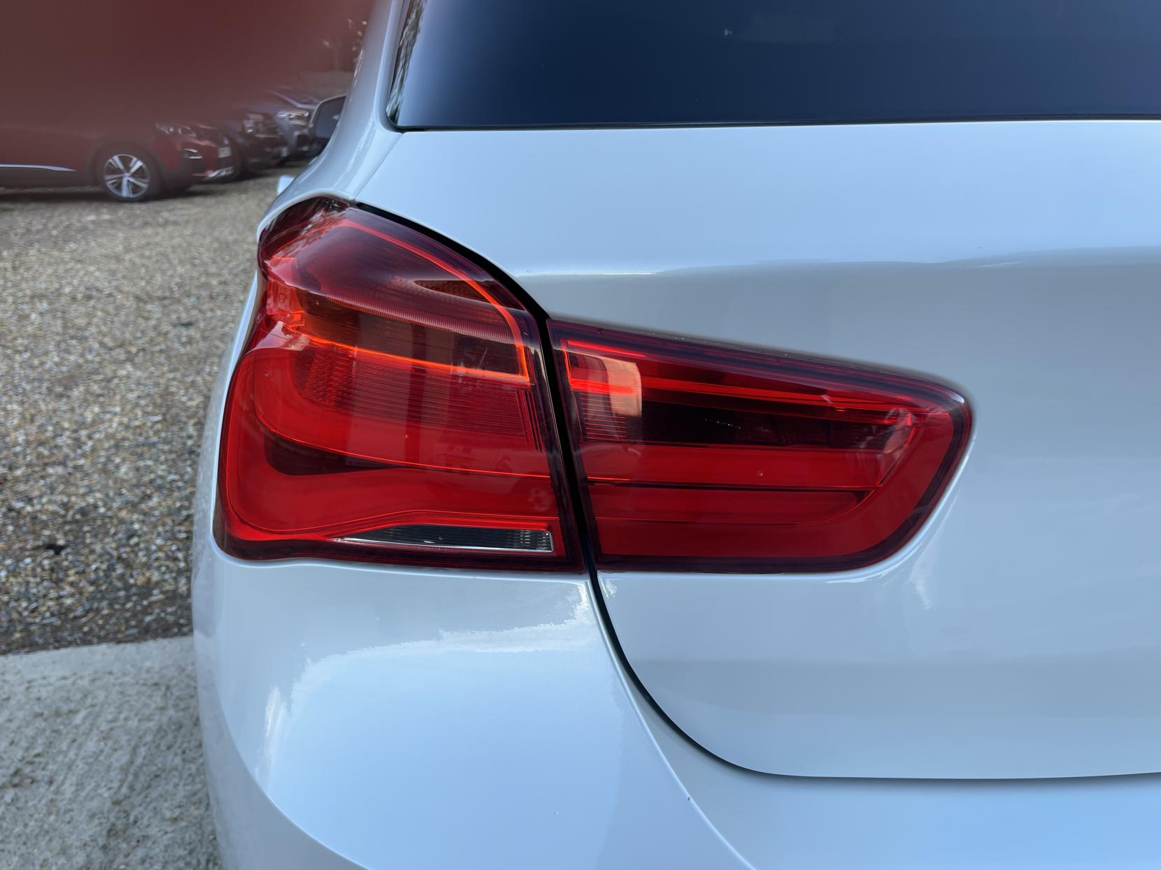 BMW 1 Series 1.5 118i Sport Hatchback 5dr Petrol Manual Euro 6 (s/s) (136 ps)