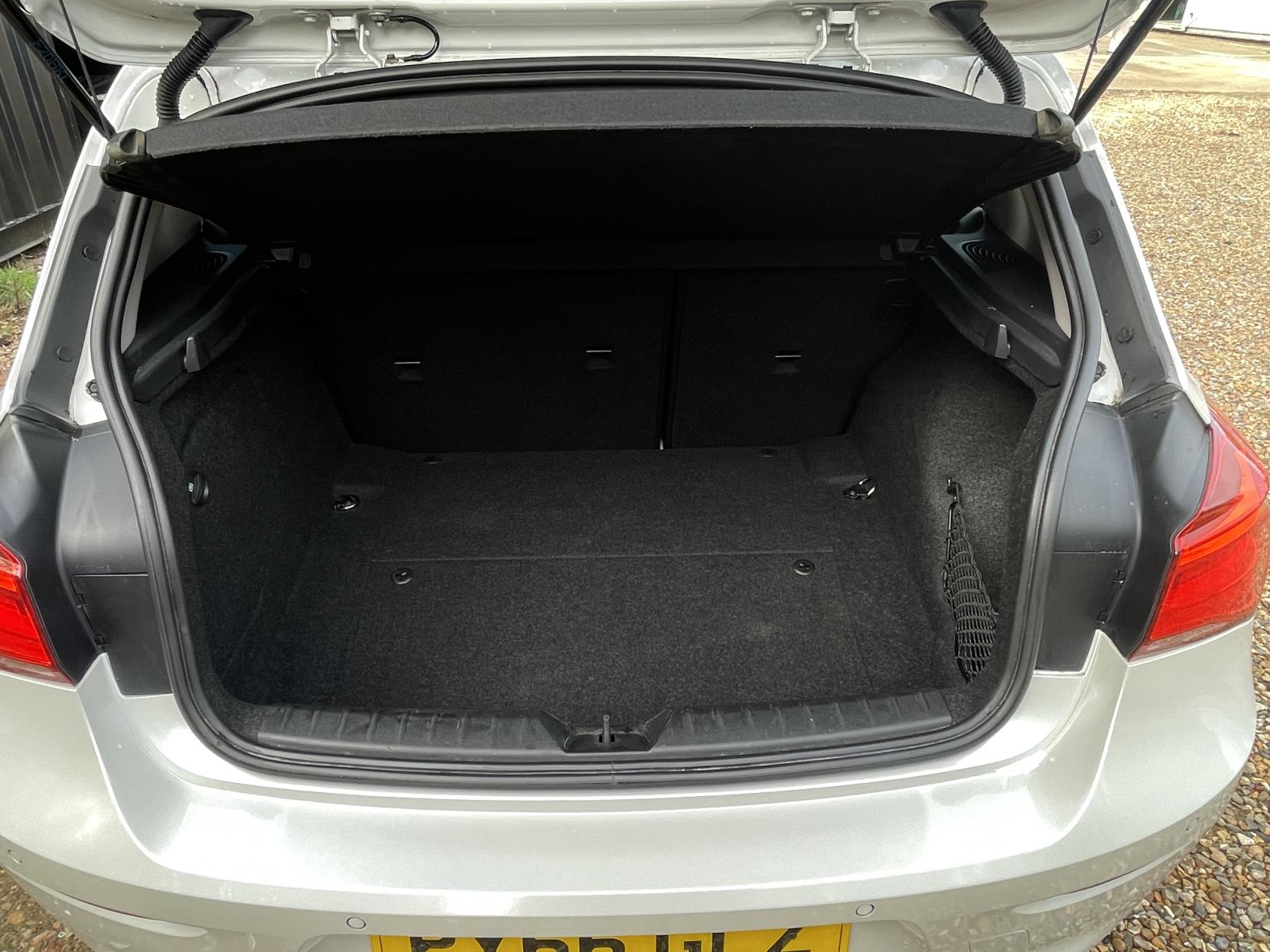 BMW 1 Series 1.5 118i Sport Hatchback 5dr Petrol Manual Euro 6 (s/s) (136 ps)